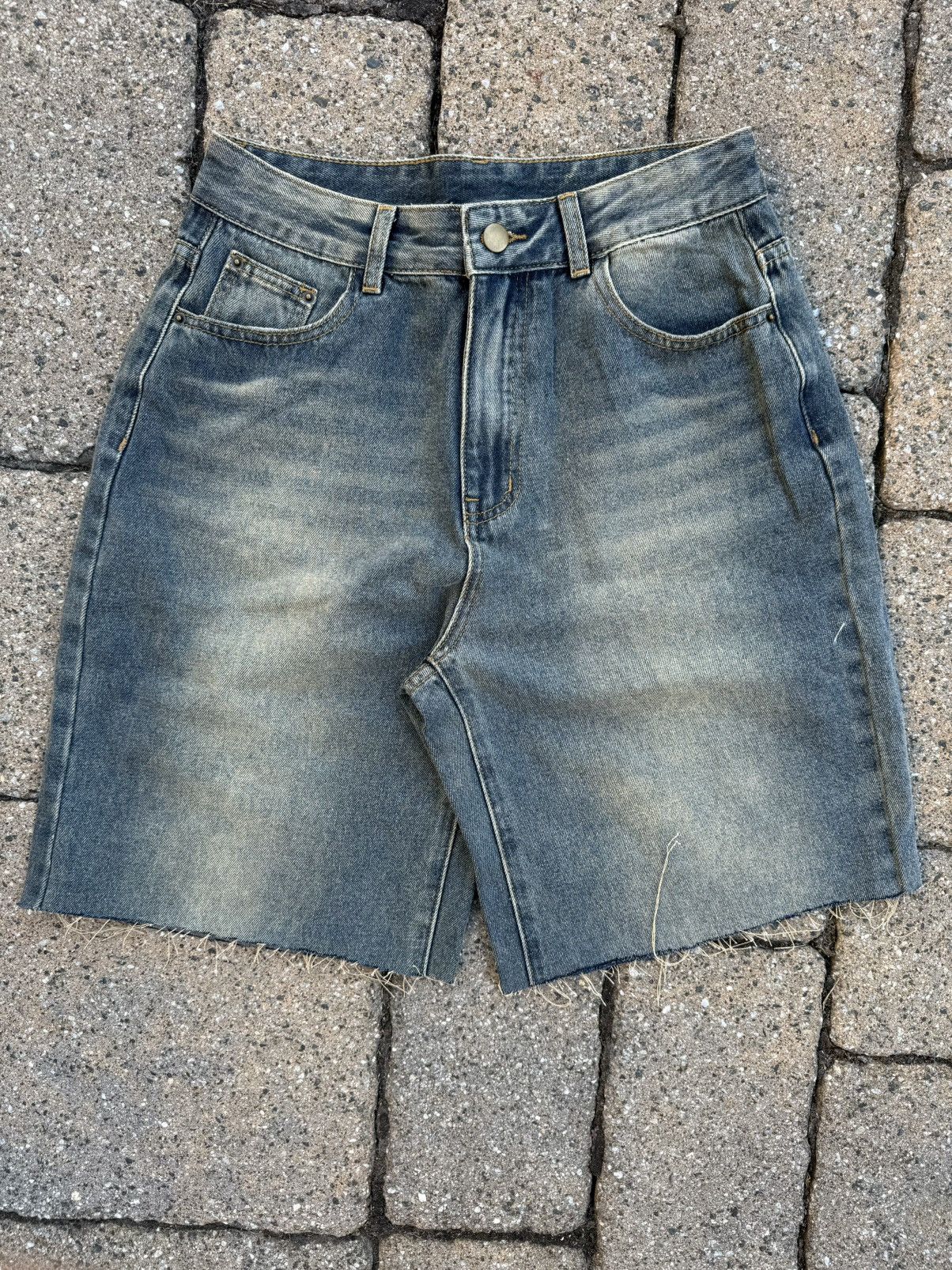 Vintage Denim shorts Size US 27 - 2 Thumbnail