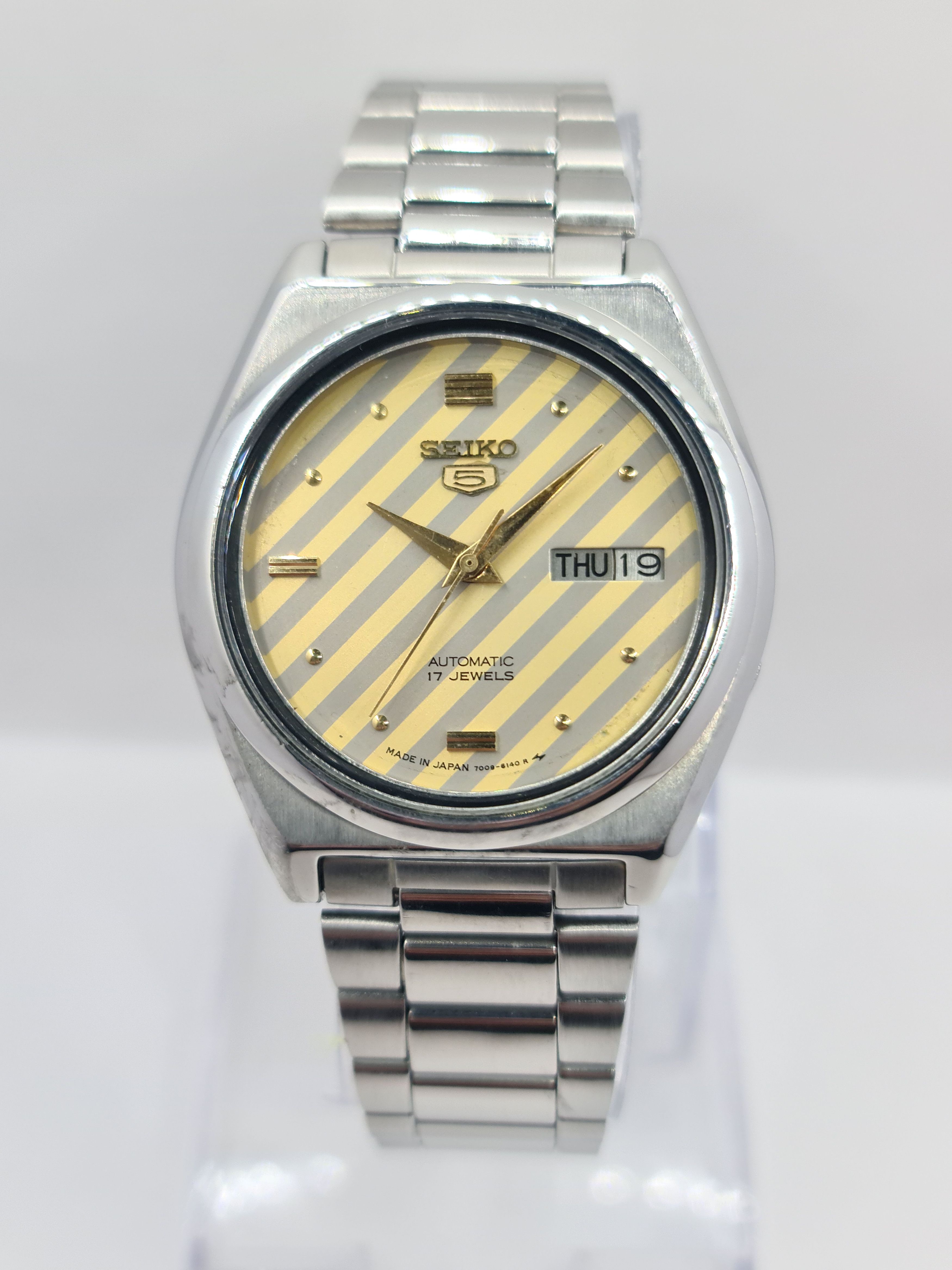 Seiko Seiko 5 Automatic 7009 Vintage 36mm Golden Dial Watch Size 36 - 2 Thumbnail