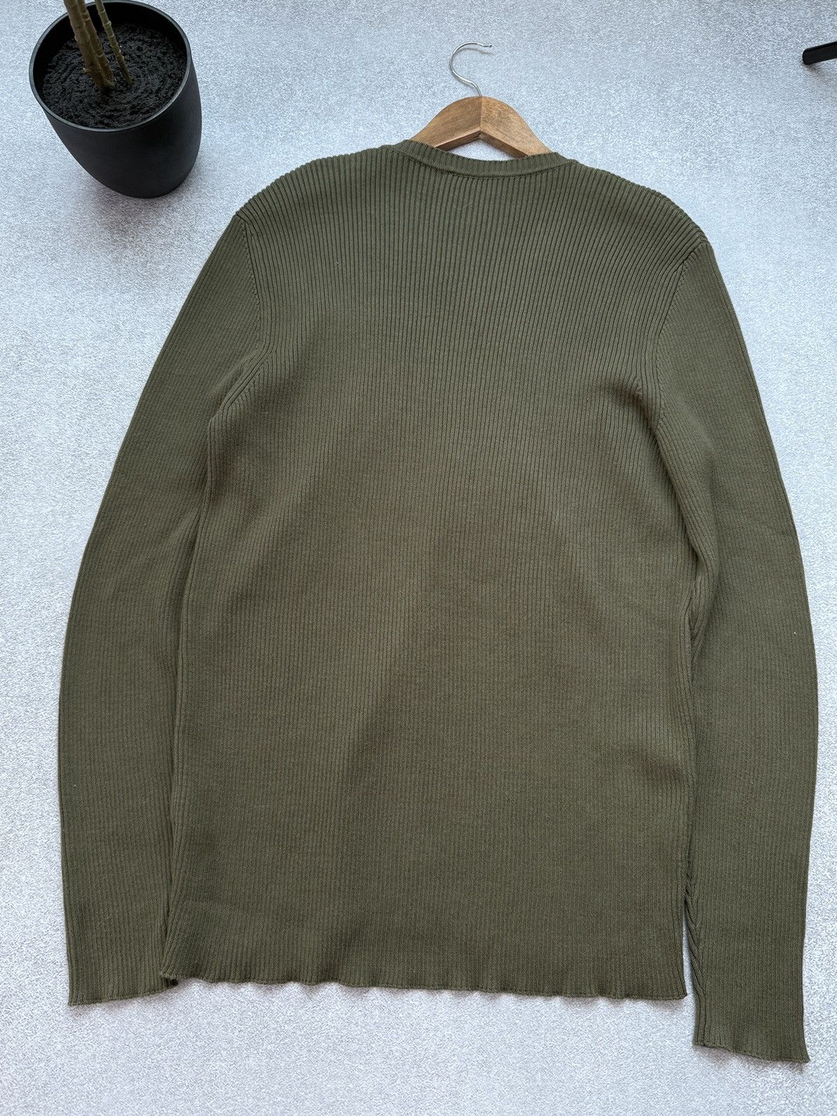 Valentino Vintage Valentino Sweater V-Neck Avant-Gard Pullover Men’s Size US L / EU 52-54 / 3 - 7 Thumbnail