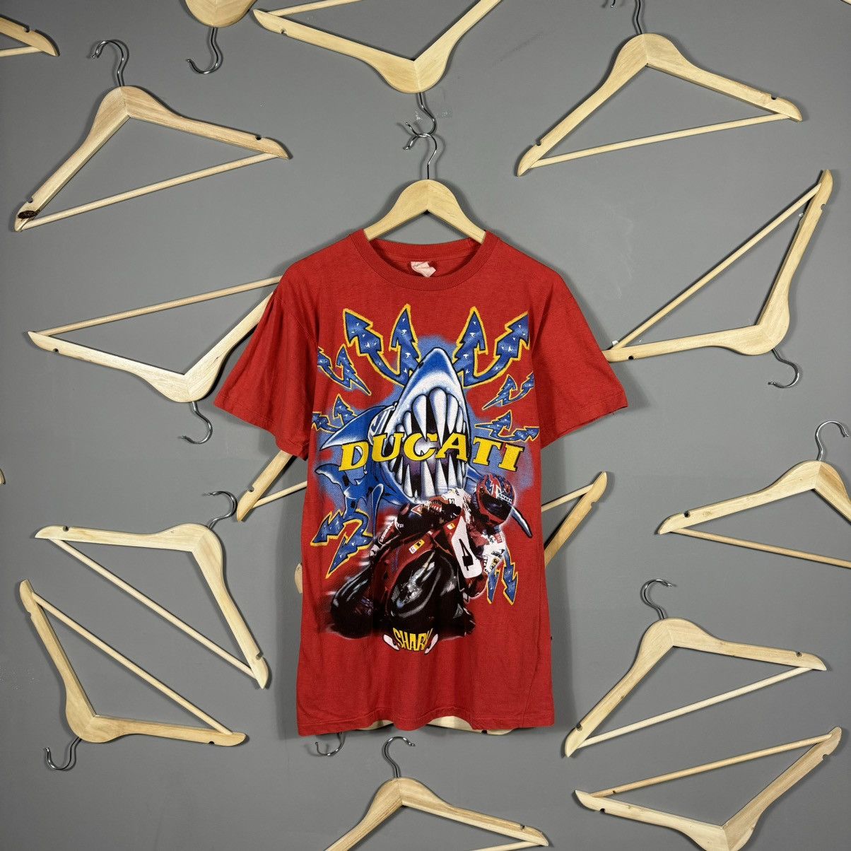 Ducati Vintage Ducati Shark Foggy Sportbike T-shirt Size US L / EU 52-54 / 3 - 1 Thumbnail
