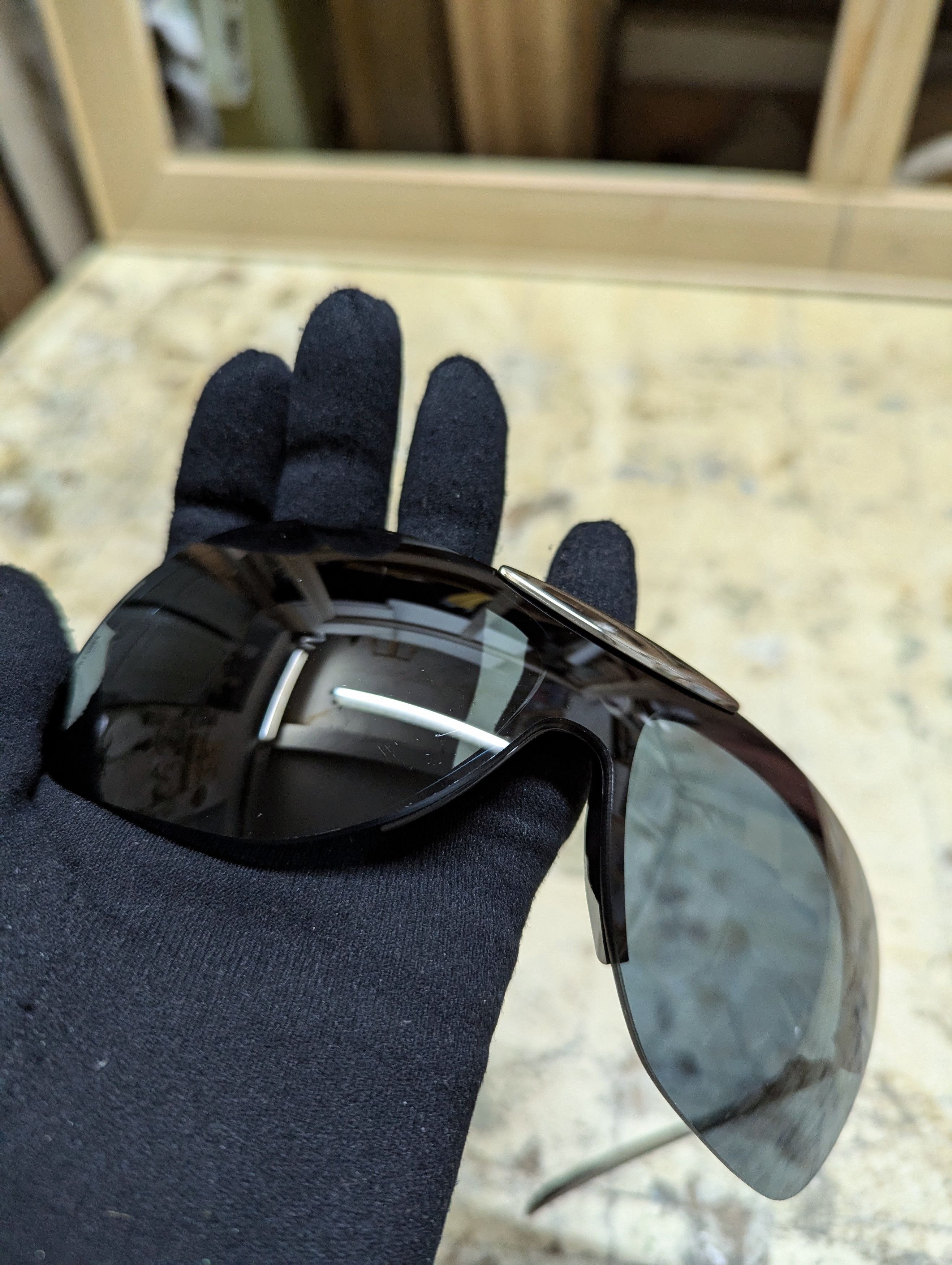Chanel 00s Chanel Shield Rimless Sunglasses Size ONE SIZE - 9 Thumbnail
