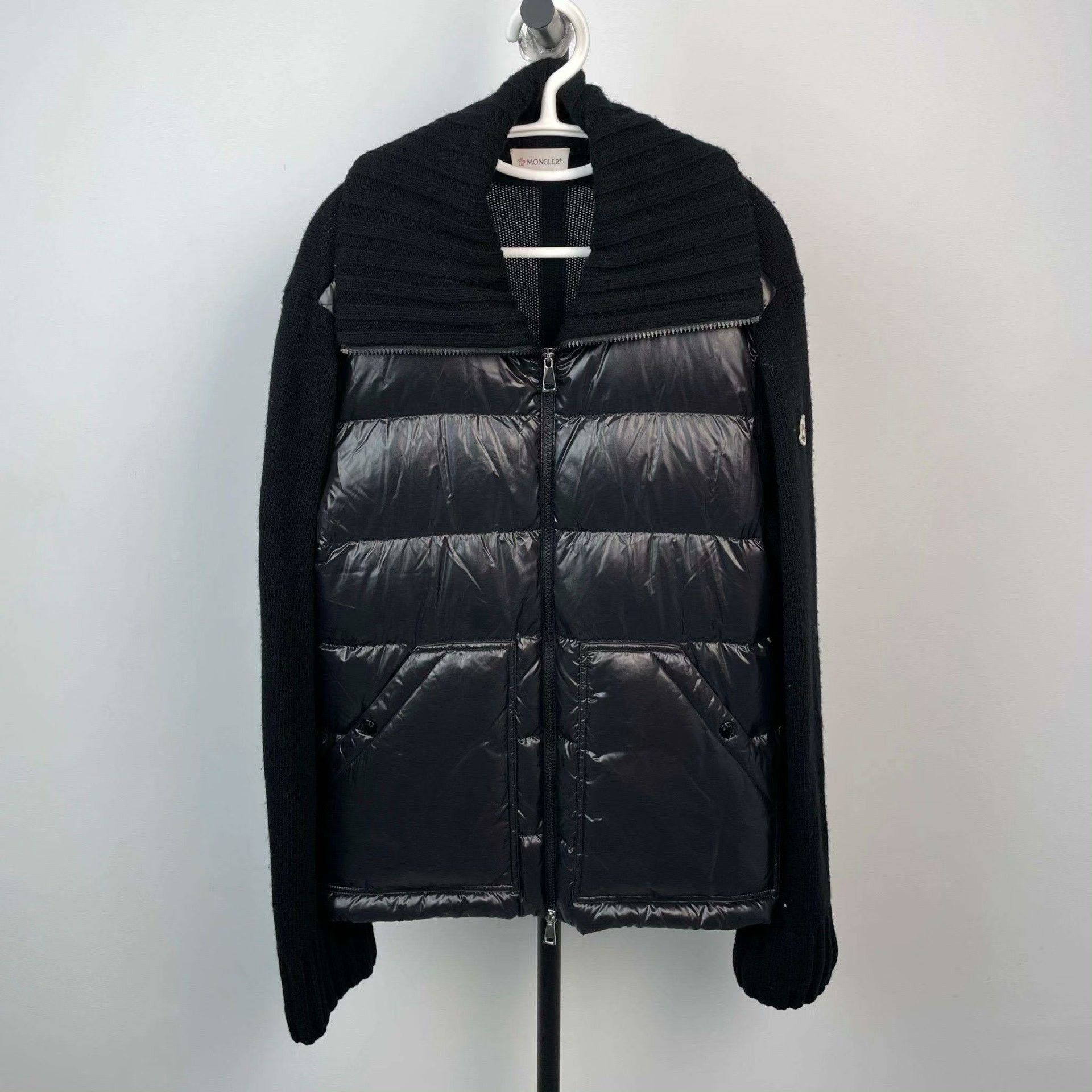 Moncler Moncler Down Heavy Coat L Men Size US L / EU 52-54 / 3 - 1 Thumbnail
