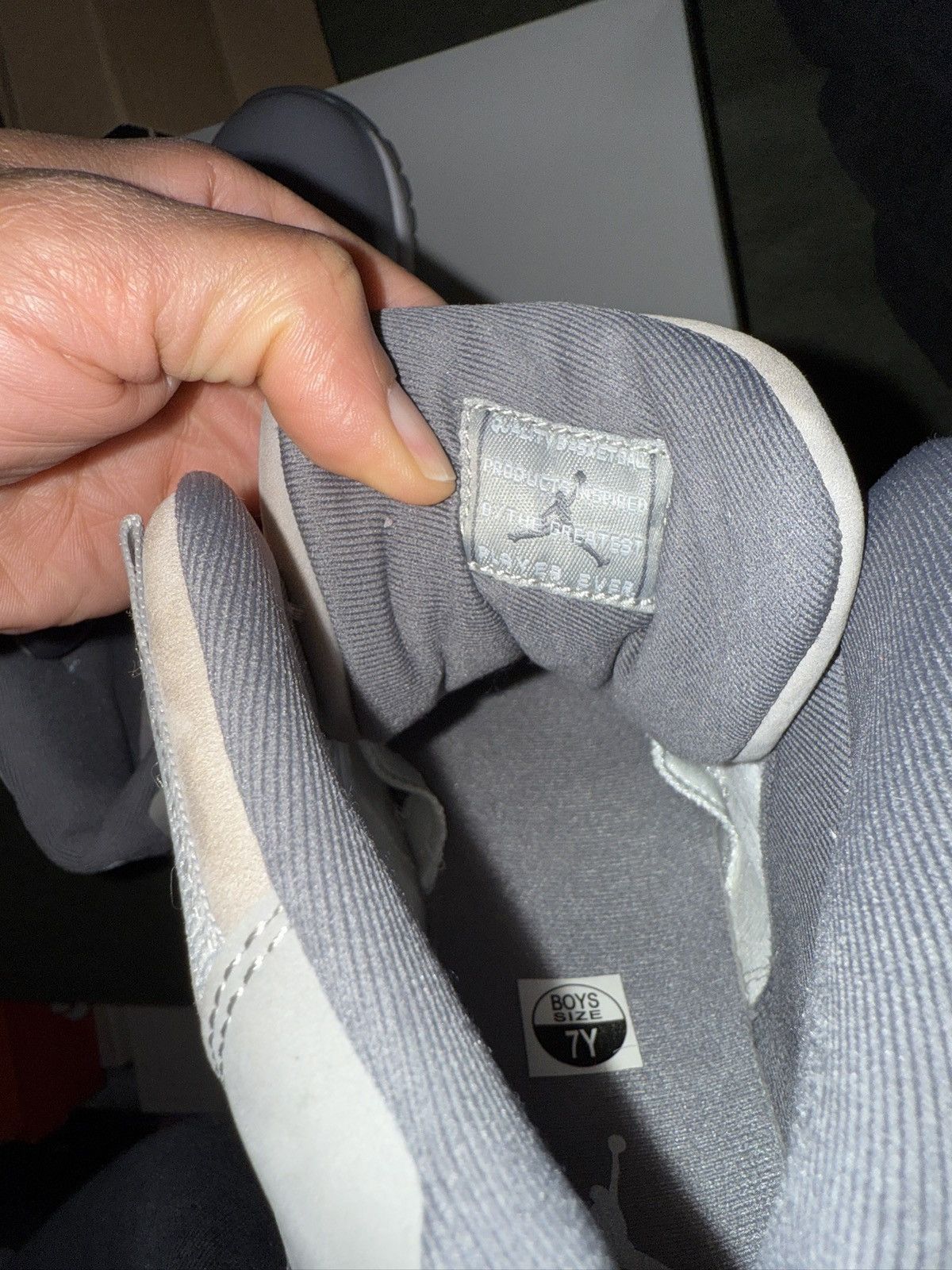 Jordan Brand GS cool grey 11’s Size US 7 / EU 40 - 4 Thumbnail