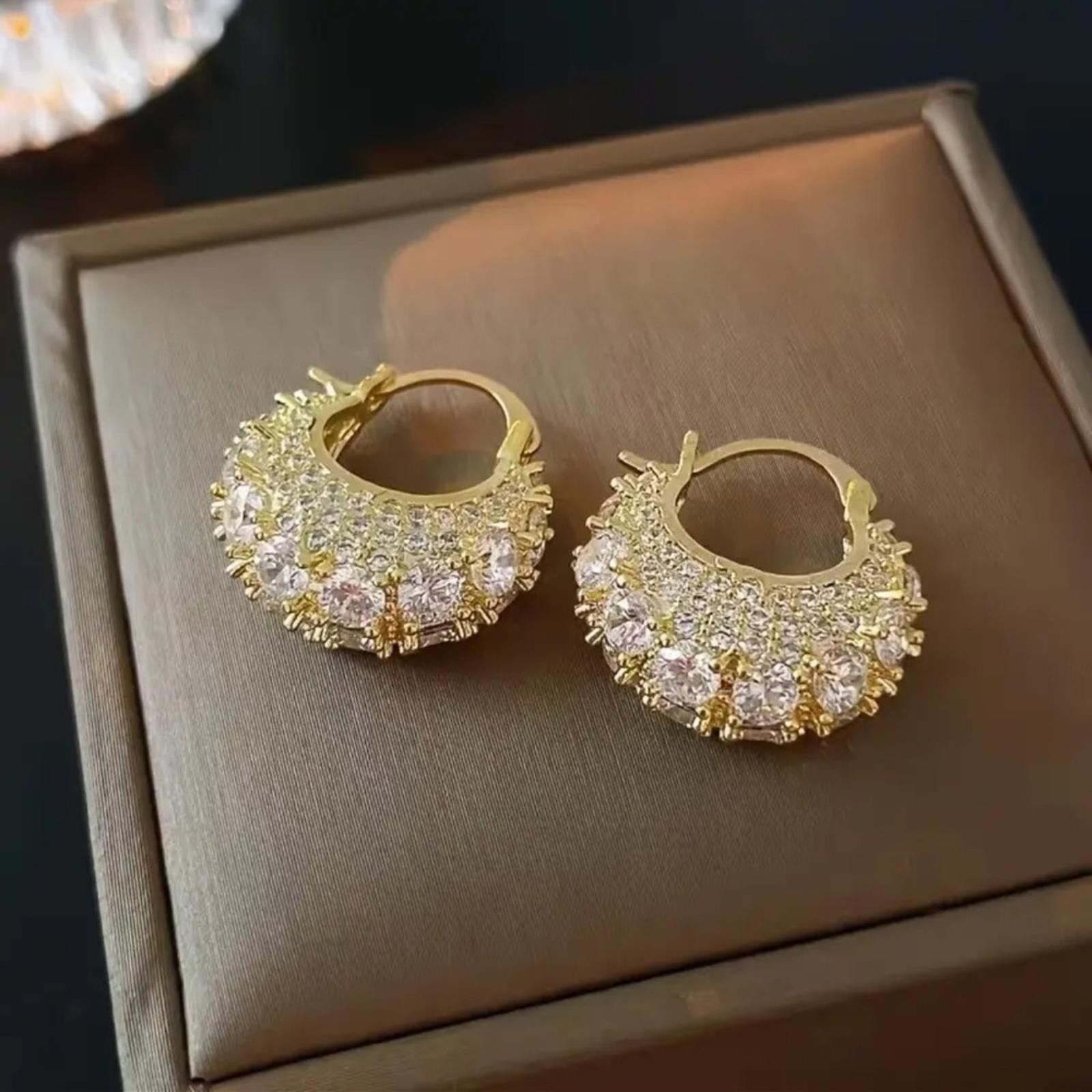 Designer Diamond CZ And Gold Hoop Earrings NWT Size ONE SIZE - 3 Thumbnail
