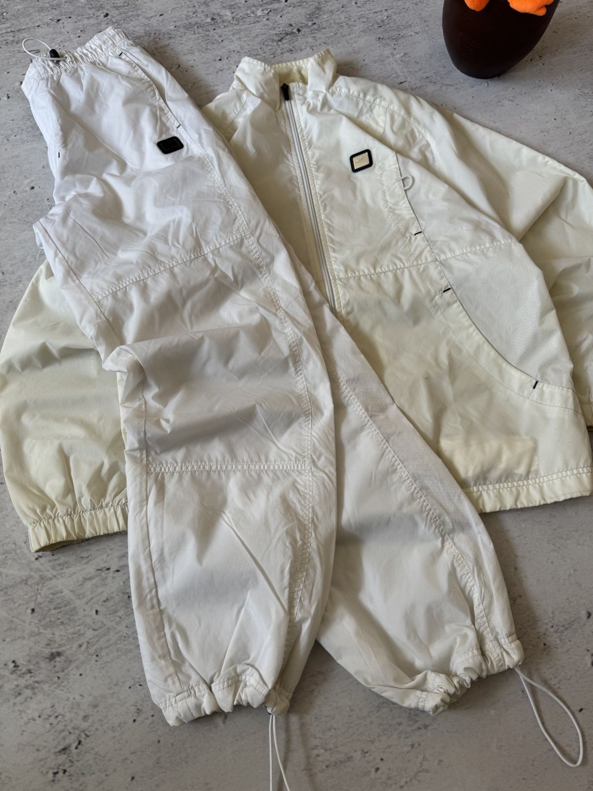 Nike × Vintage NIKE VINTAGE NYLON BASIC LOGO OVERSIZE BAGGY TRACK SUIT FIT Size US S / EU 44-46 / 1 - 2 Thumbnail