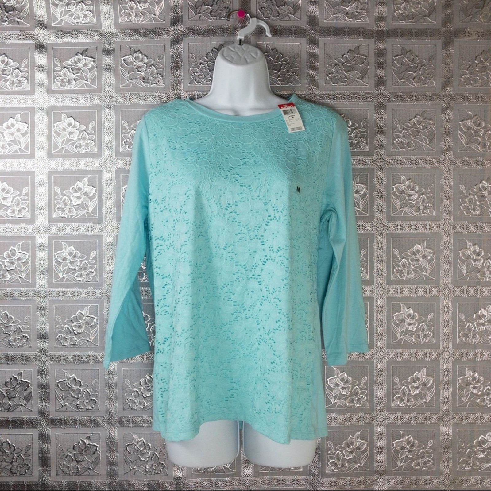 Basic Editions NWT Basic Editions Front Crochet Lace Overlay Top Size M / US 6-8 / IT 42-44 - 3 Thumbnail