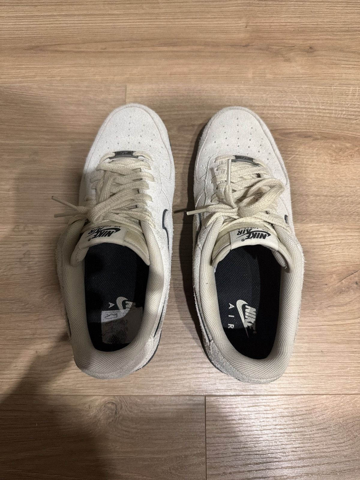 Other Cream suede air forces Size US 10.5 / EU 43-44 - 2 Thumbnail
