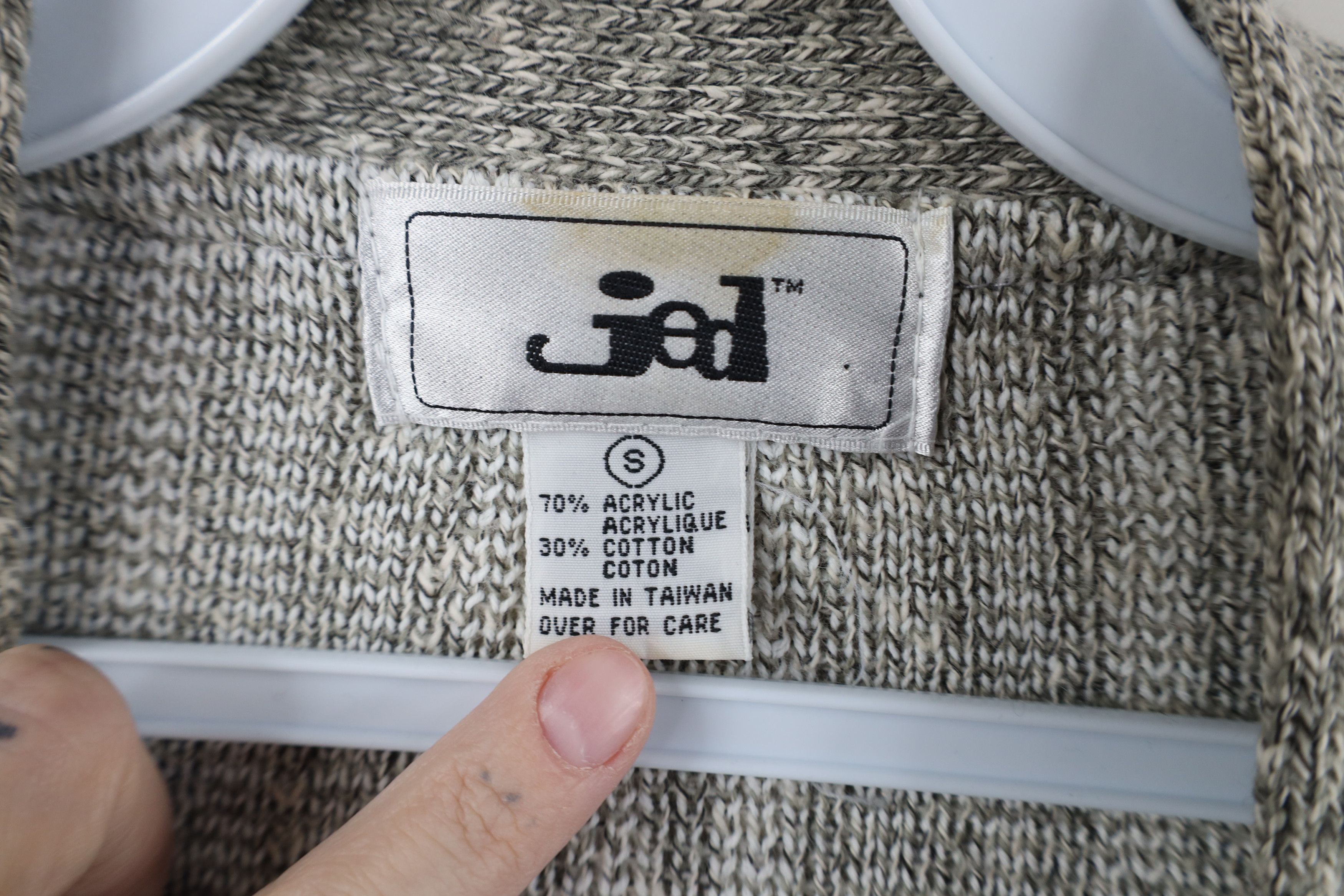 Vintage Vintage 90s Streetwear Striped Knit Button Cardigan Sweater Size US S / EU 44-46 / 1 - 9 Thumbnail
