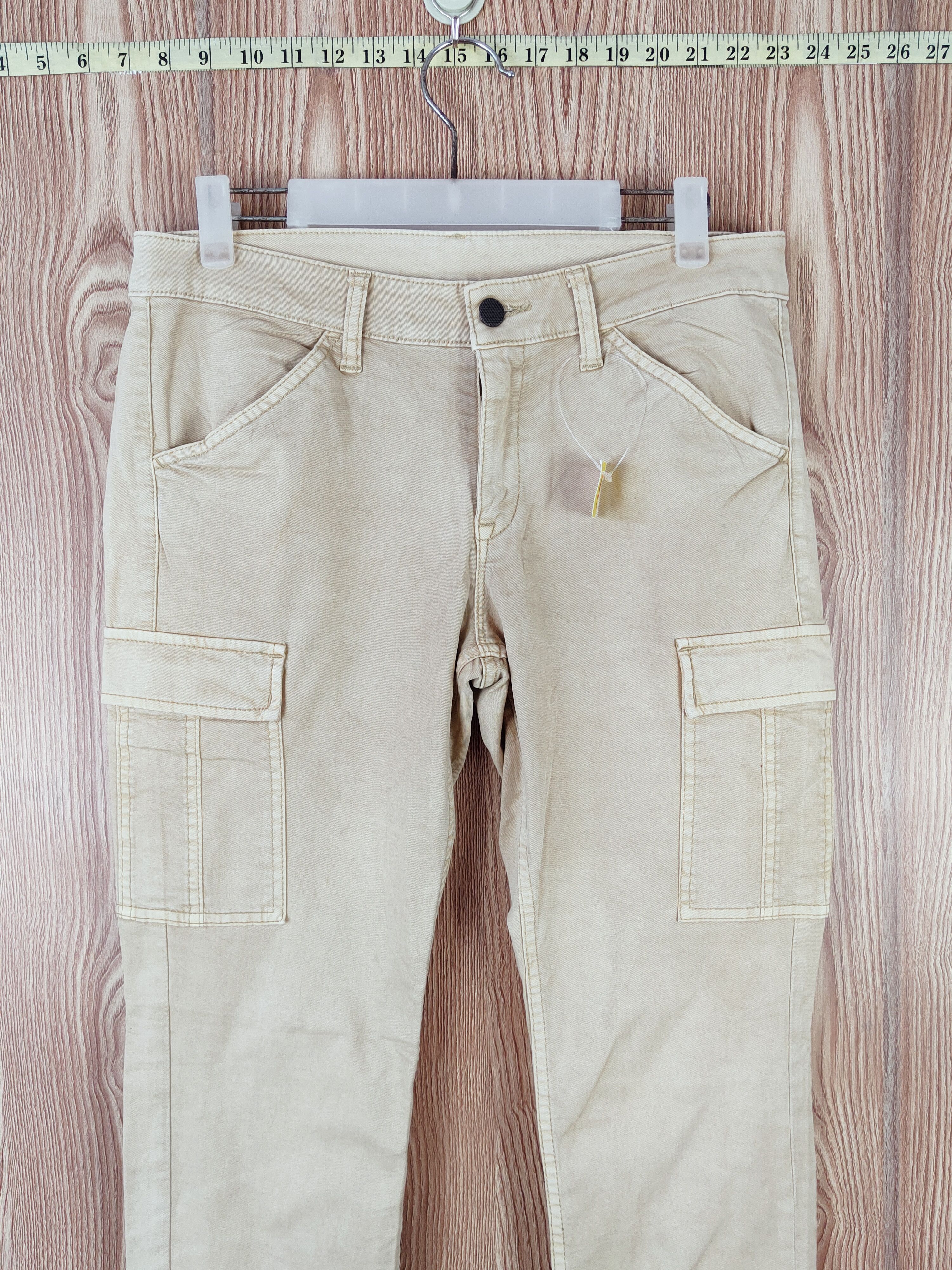 Japanese Brand Uniqlo Beige Multipocket Tactical Cargo Pants #W283 Size US 29 - 2 Thumbnail