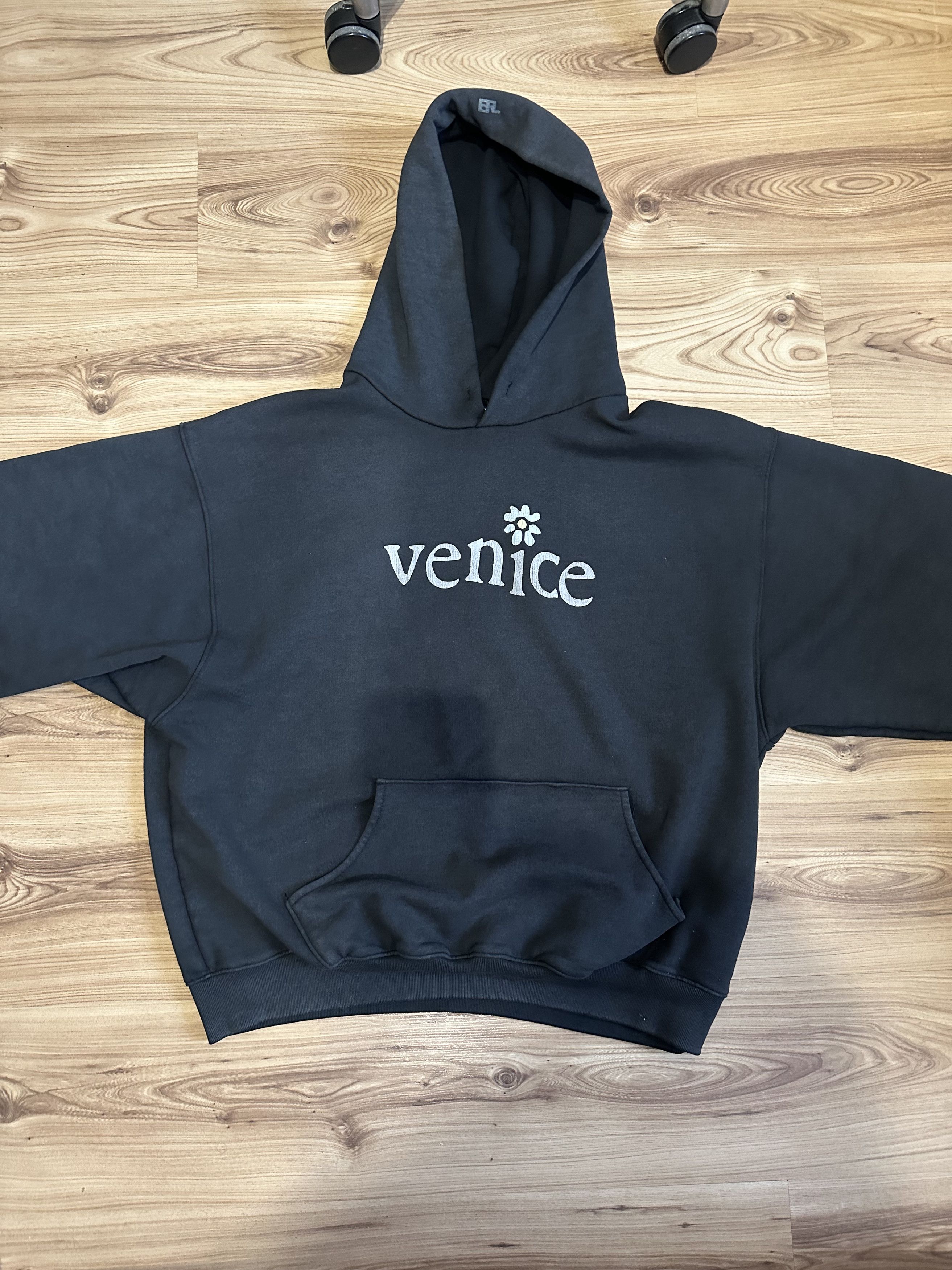 ERL ERL Black "venice" Hoodie in Black Size US XL / EU 56 / 4 - 2 Thumbnail