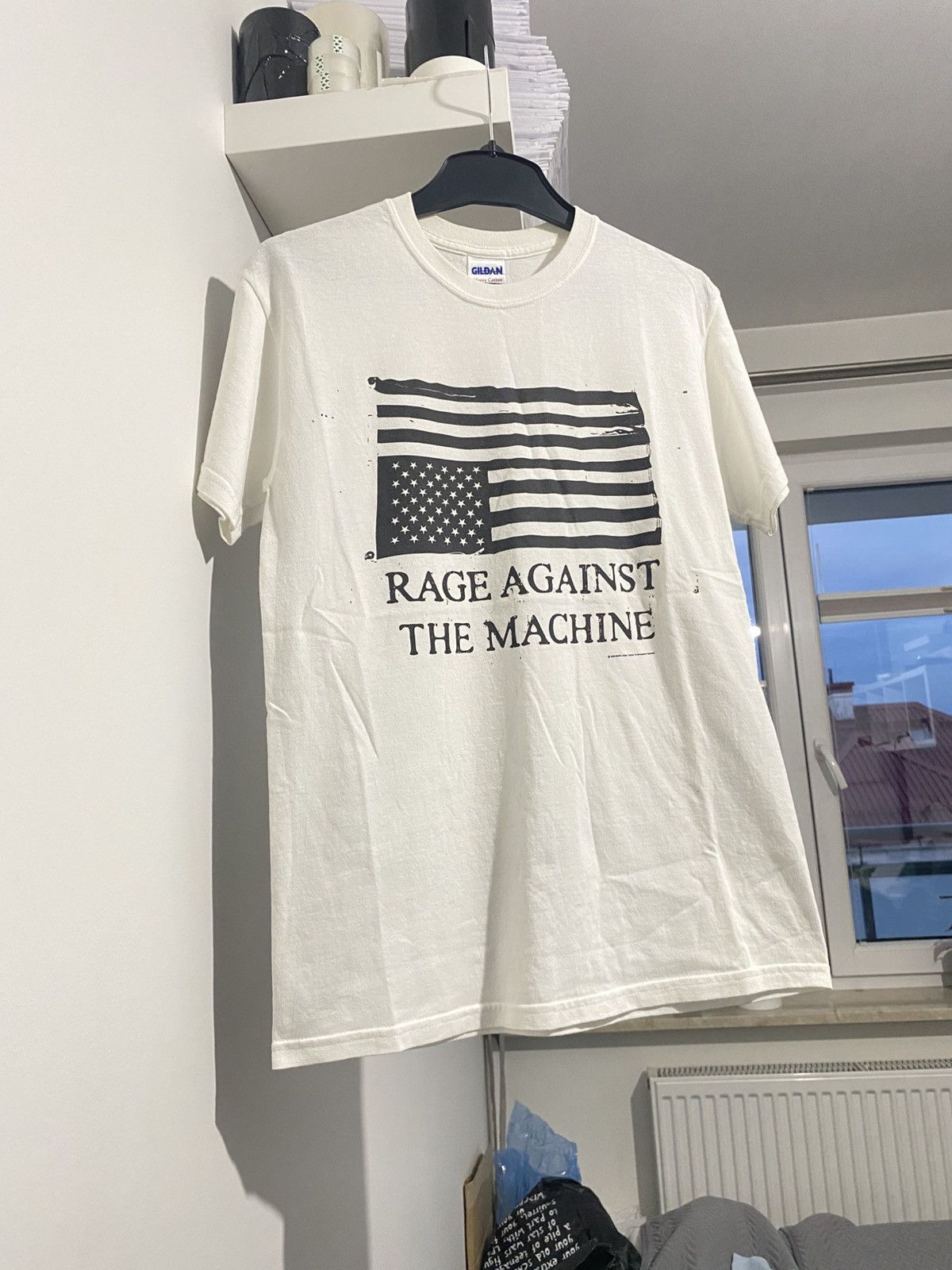 Band Tees × Vintage Rage Against The Machine Flag 2008 y2k t-shirt band tees Size US S / EU 44-46 / 1 - 13 Thumbnail