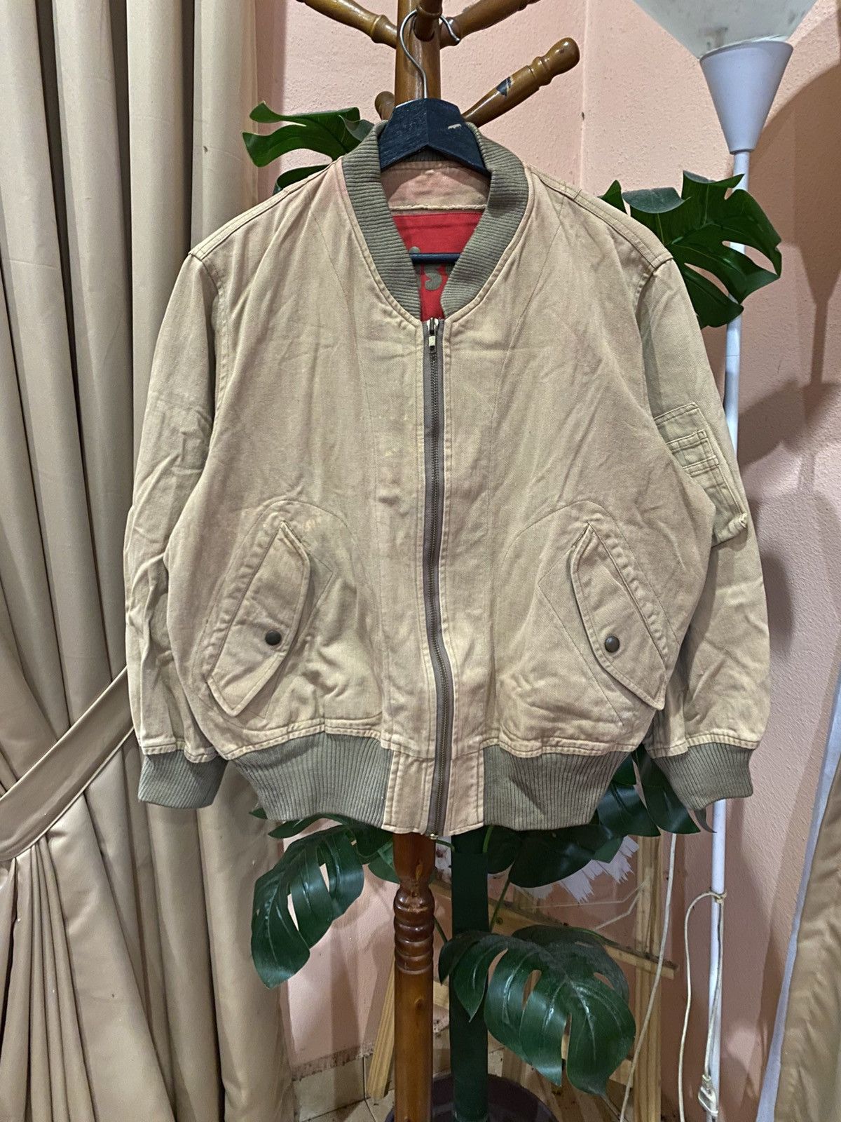 Japanese Brand Vintage “Croissant” Graphic Bomber Jacket Beige/Khaki Casual Size US M / EU 48-50 / 2 - 3 Thumbnail