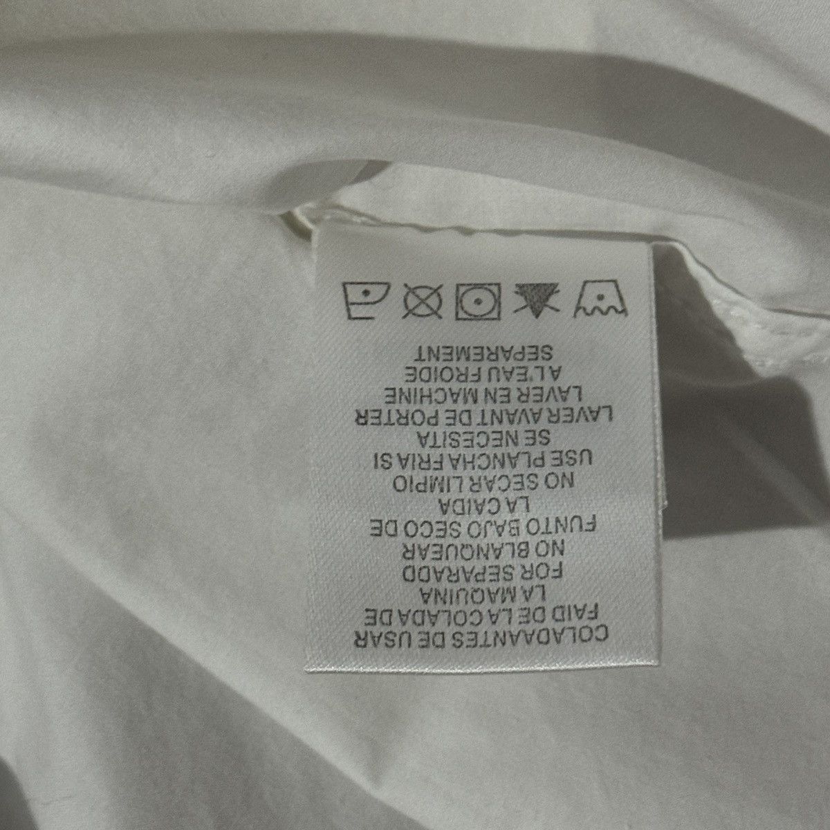 Neil Barrett DESIGNER NEIL BARRETT WHITE BUTTON UPS SHIRT Size US S / EU 44-46 / 1 - 8 Thumbnail