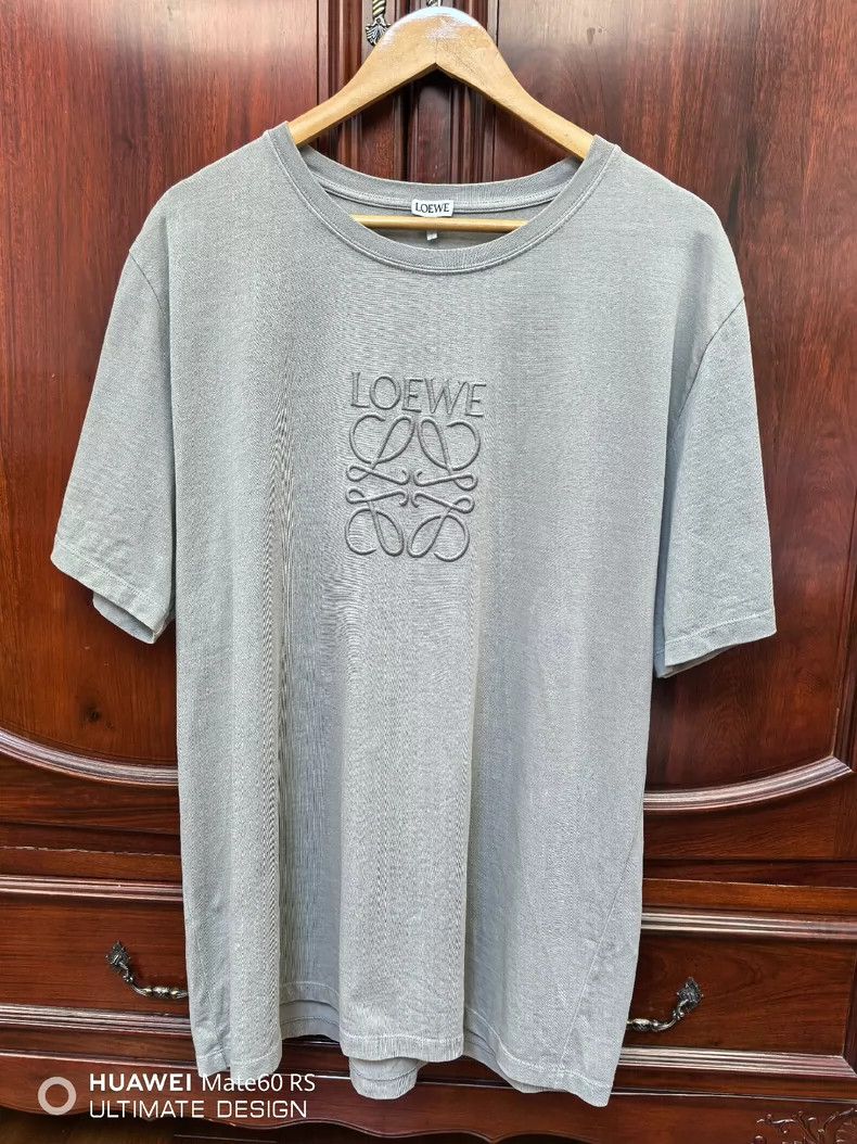 Loewe loewe grey short sleeves 2504-Nextarrow Size US XL / EU 56 / 4 - 1 Thumbnail
