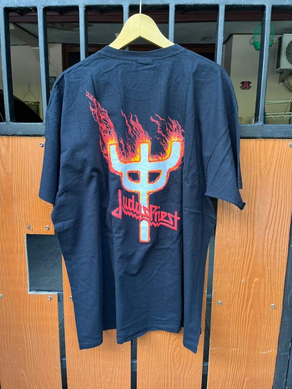 Band Tees VTG BAND TEES JUDAS PRIEST PAINKILLER TEE TSHIRT Size US XXL / EU 58 / 5 - 2 Thumbnail