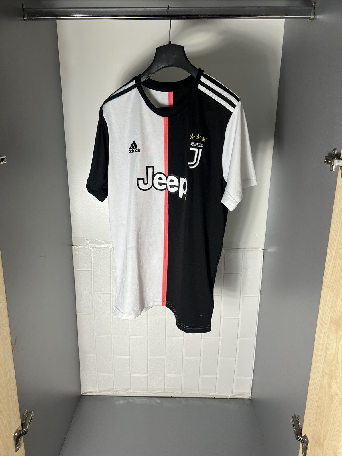 Vintage VERY RARE ADIDAS FC JUVENTUS ITALY SOCCER JERSEY Y2K 90s Size US M / EU 48-50 / 2 - 2 Thumbnail