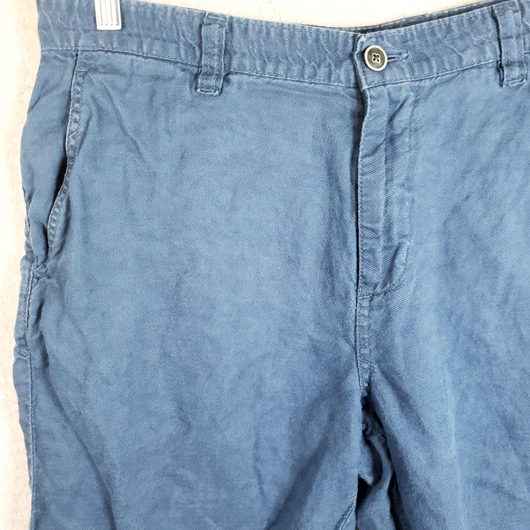 Tommy Bahama TOMMY BAHAMA Men's Bermuda Shorts Blue 34 Linen Tencel Blend 10" Inseam Flat Front Button Casual Travel Beach Size US 34 / EU 50 - 2 Thumbnail