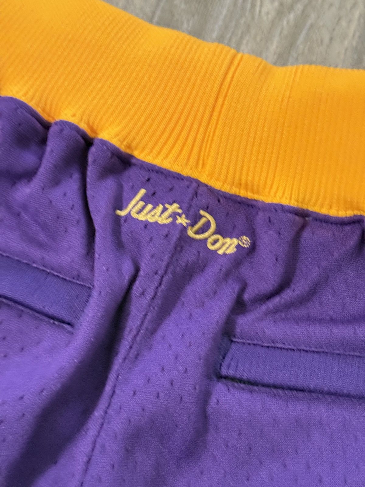 Just Don Just Don Lakers Shorts Size US 32 / EU 48 - 8 Thumbnail