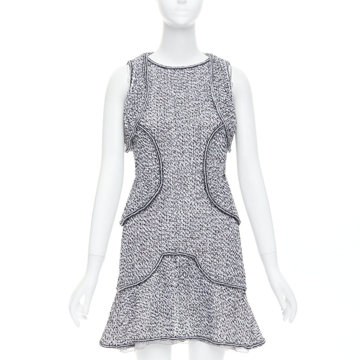 Chanel CHANEL 2015 Runway grey cotton tweed CC button ruffle dress FR36 S Size S / US 4 / IT 40 - 1 Thumbnail