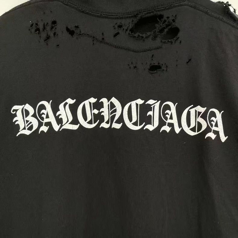 Balenciaga Balenciaga Back梵文 Letter Destroyed Short Sleeve Size US S / EU 44-46 / 1 - 6 Thumbnail