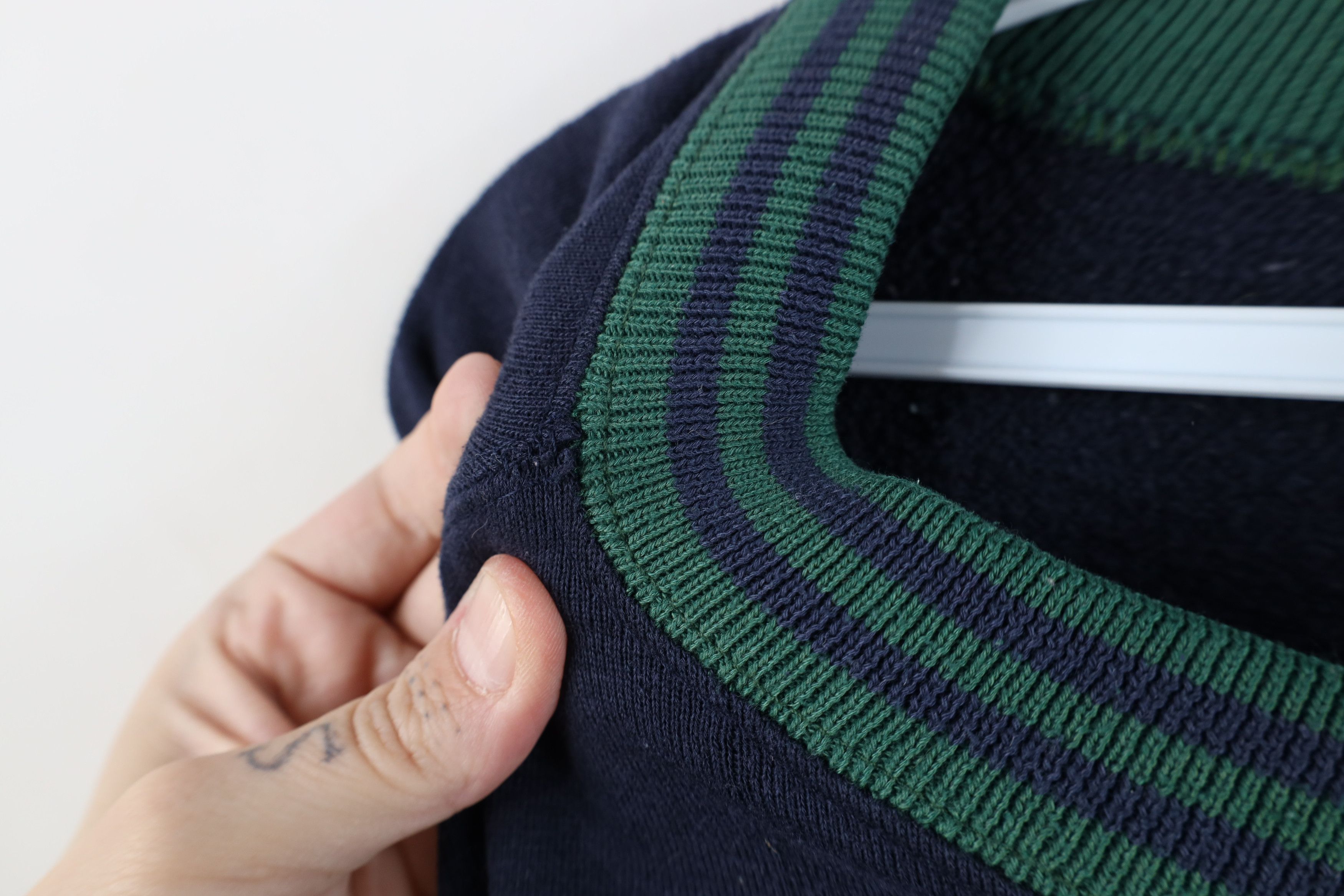 Vintage Vintage 90s Streetwear Thin Striped Crewneck Sweatshirt Blue Size US XL / EU 56 / 4 - 5 Thumbnail