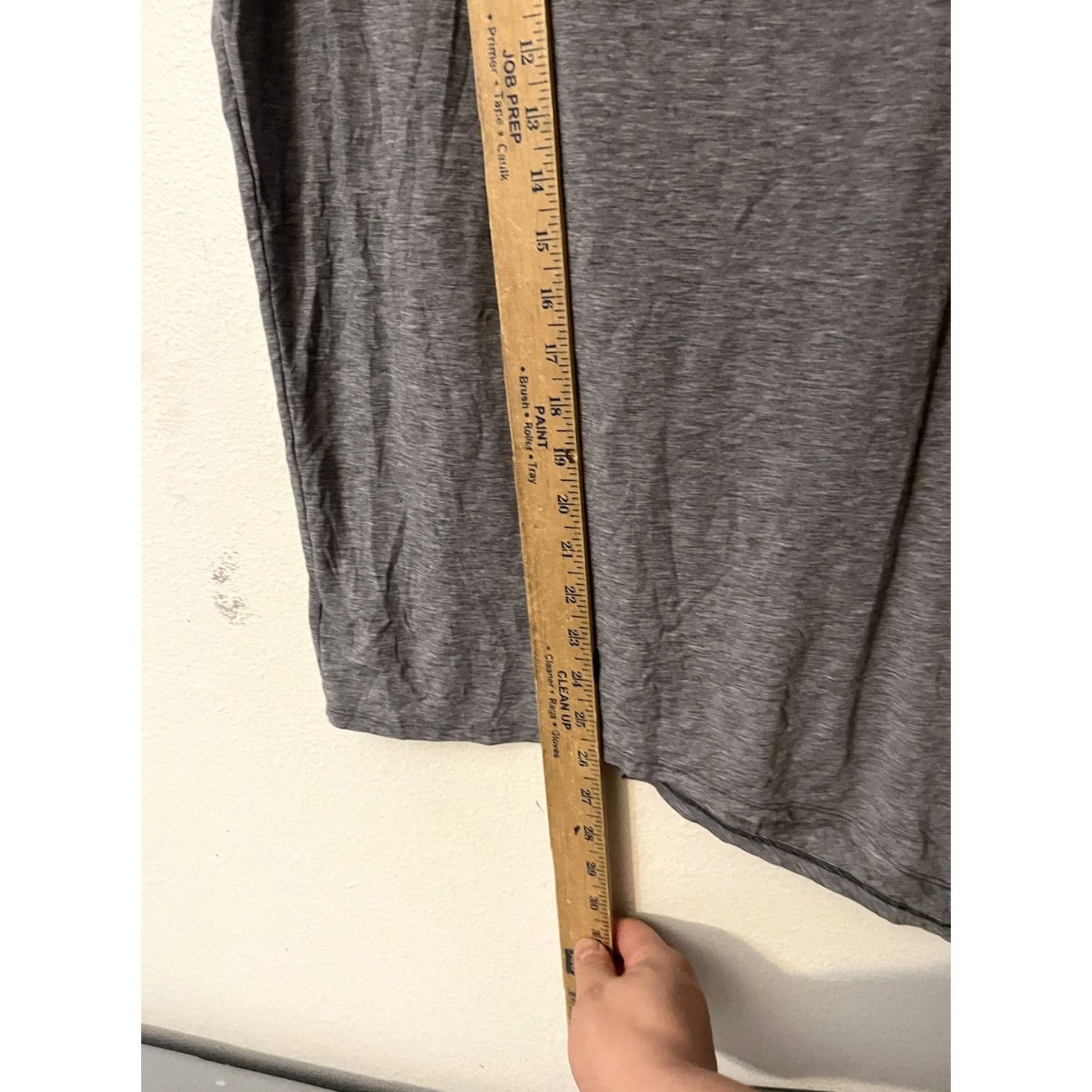 Vintage GapFit Breathe Gray V-Neck Short Sleeve Top Shirt M Women Athletic Gym Activewear T-Shirt Slim Fit 90s Style Size M / US 6-8 / IT 42-44 - 5 Thumbnail