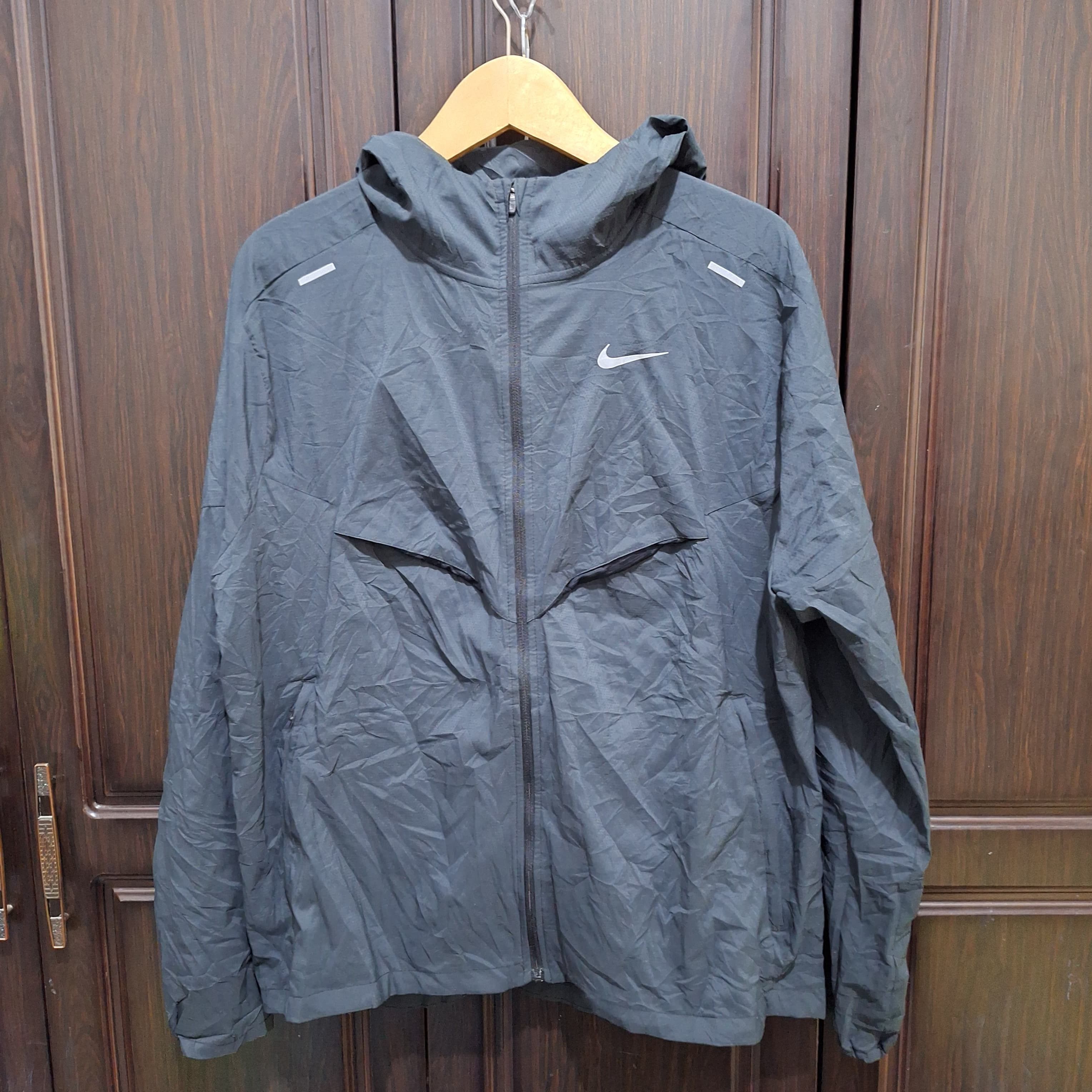 ジャケット・アウター Nike x Stussy Windrunner Jacket Off Noir Nike x Stussy Windrunner Jacket Off Noir Men's - SS20 - US