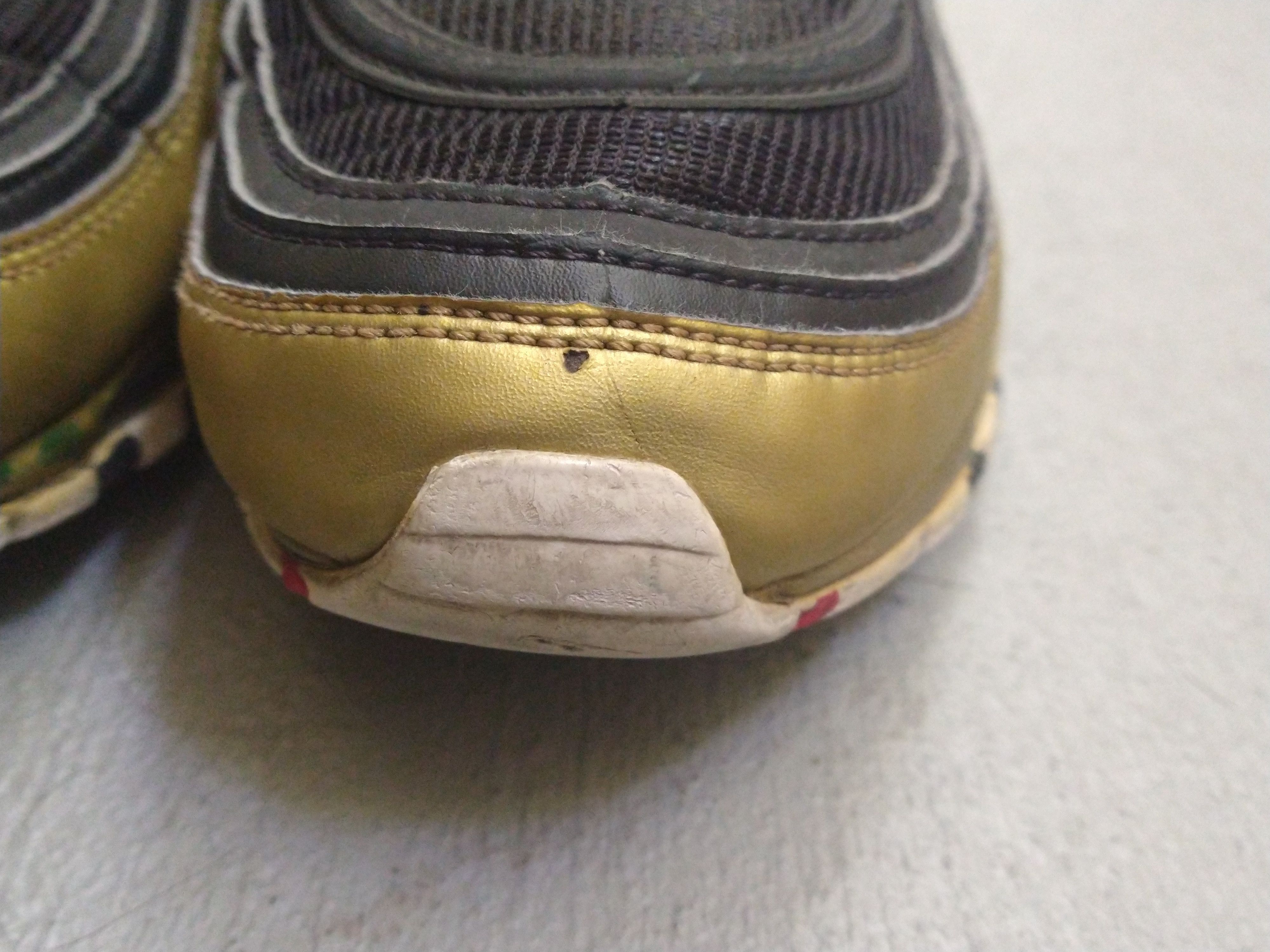 Nike Nike Air Max 97 QS Metallic Gold Size 11.5 AT5458-002 Size US 11.5 / EU 44-45 - 5 Thumbnail