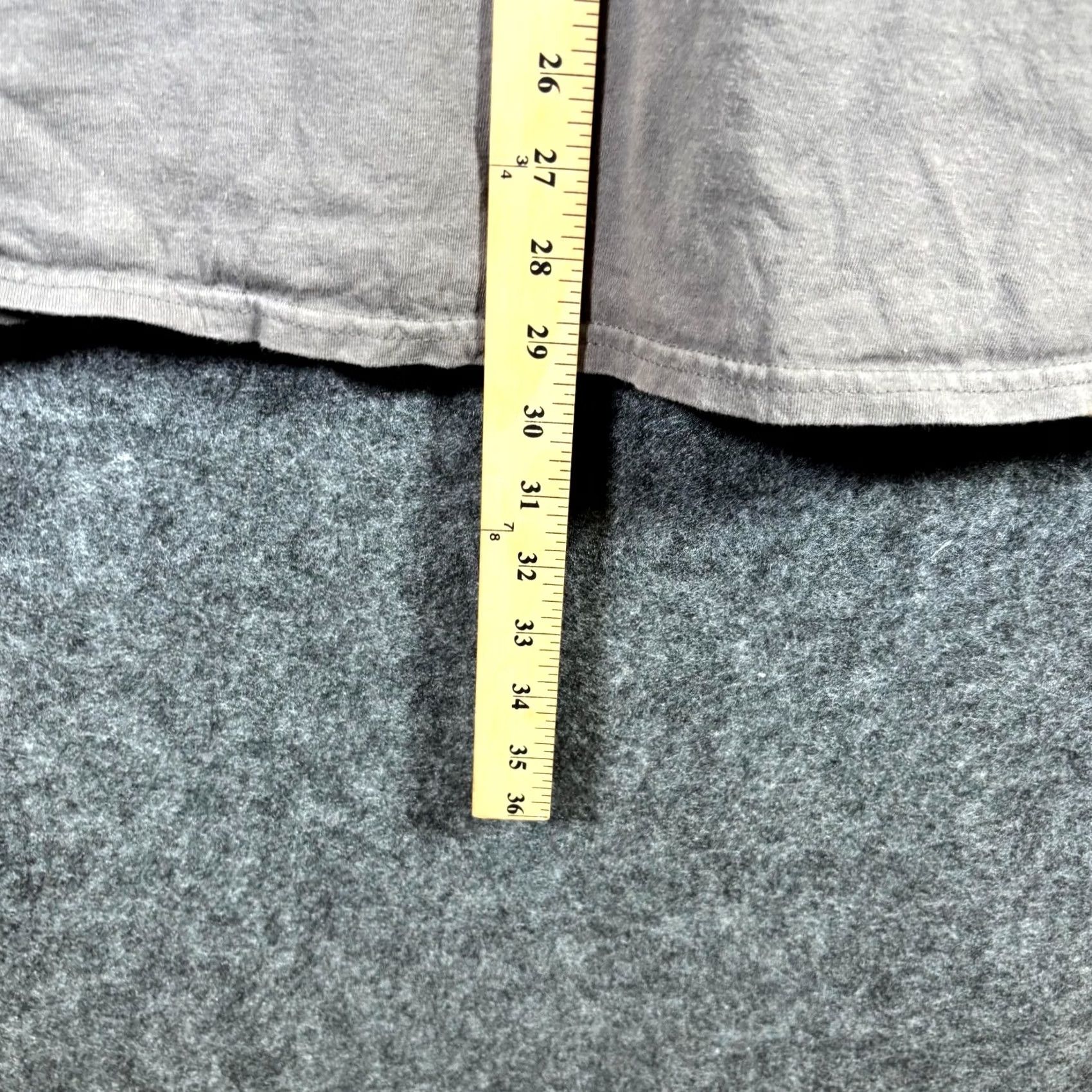 Gildan Gildan T-Shirt Mens 2XL Gray VTG Sturgis 2014 74th Anniversary Motorcycle Rally Logo Graphic Print Short Sleeve Crew Neck Shirt Mens Size US XXL / EU 58 / 5 - 4 Thumbnail