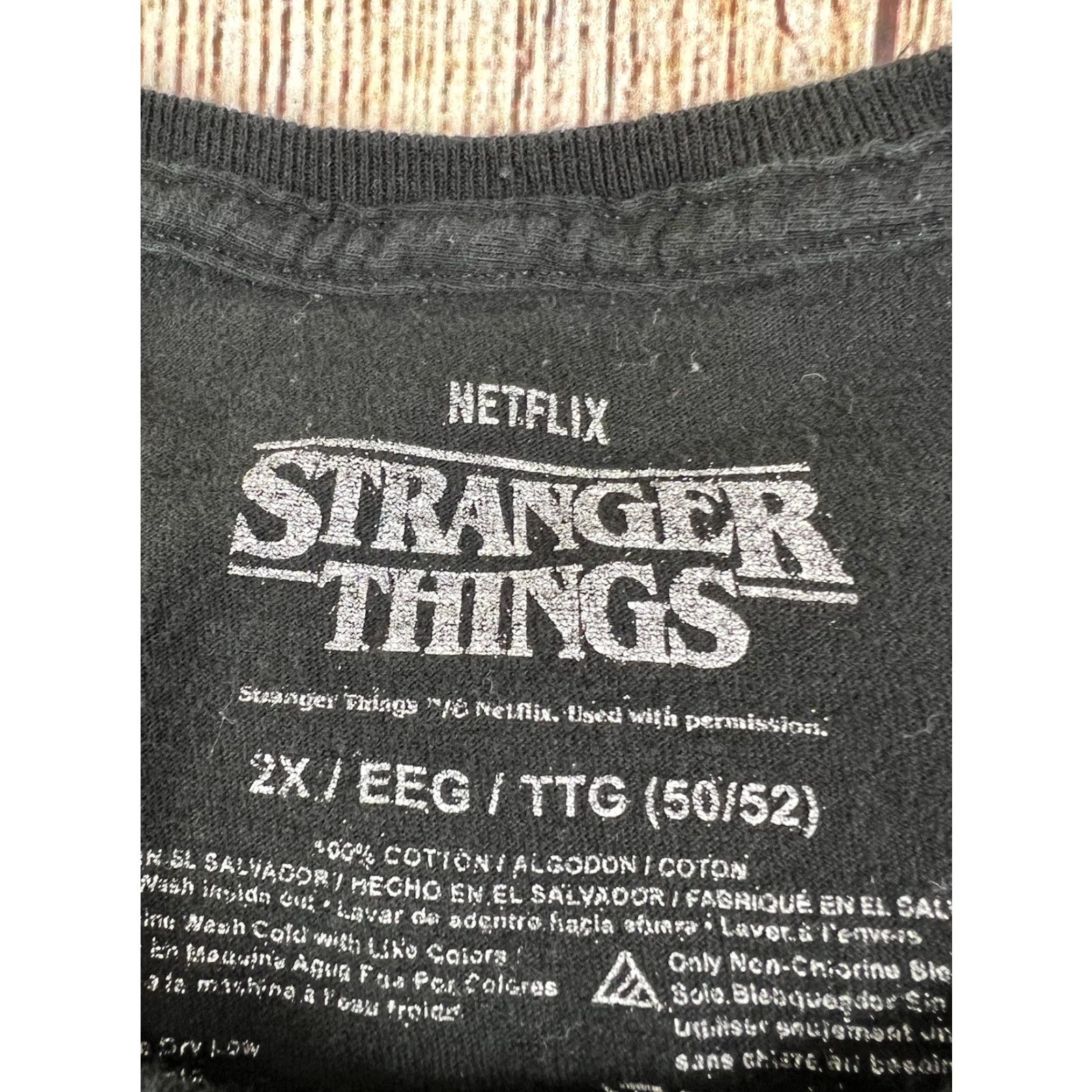 Vintage Netflix Stranger Things Hellfire Club Black T Shirt 2XL Unisex Adults Short Sleeve Vintage 80s Retro Movie Merch Size US XXL / EU 58 / 5 - 3 Thumbnail