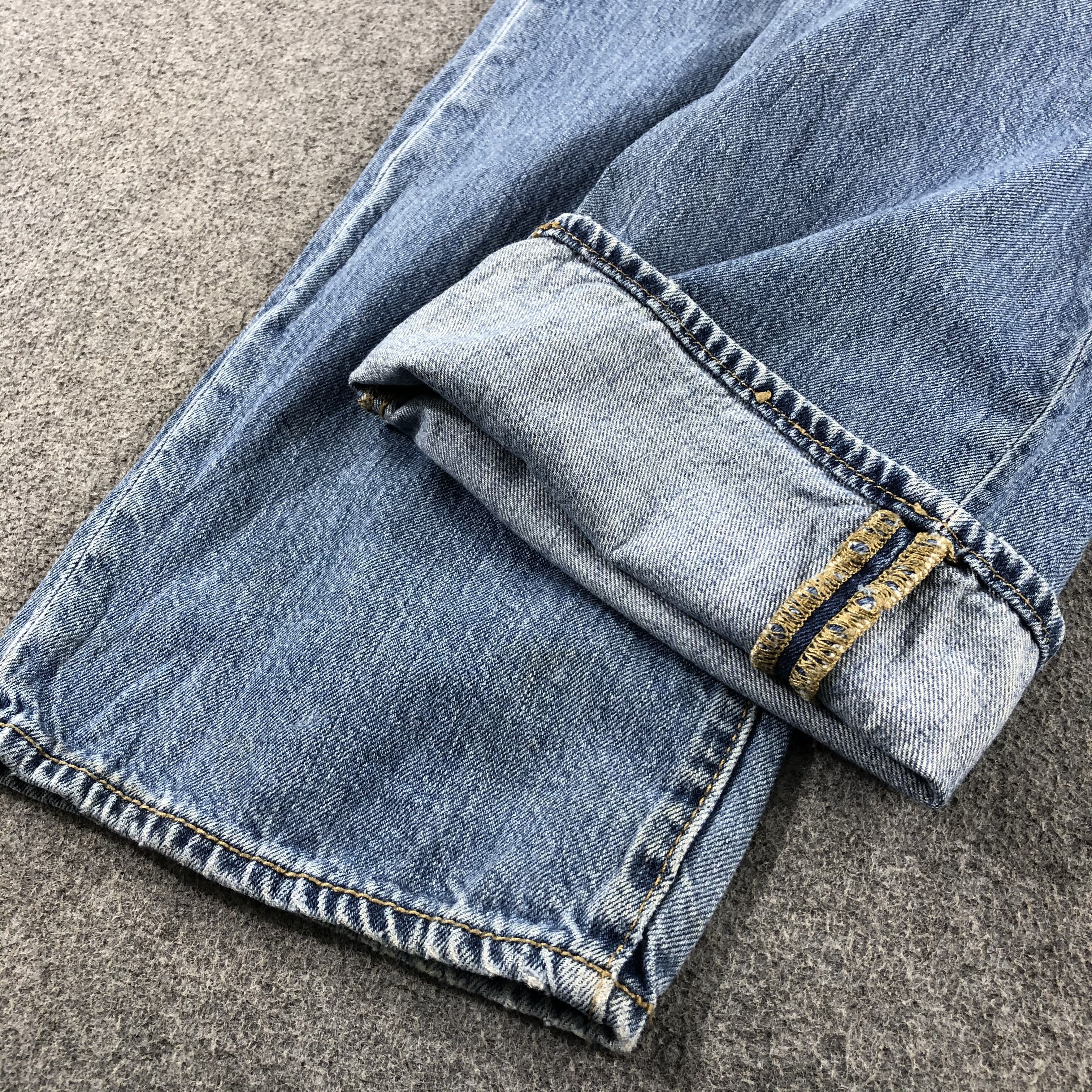 Levi's Vintage Blue Wash Levis 501 Jeans-J2538 Size US 37 - 6 Thumbnail