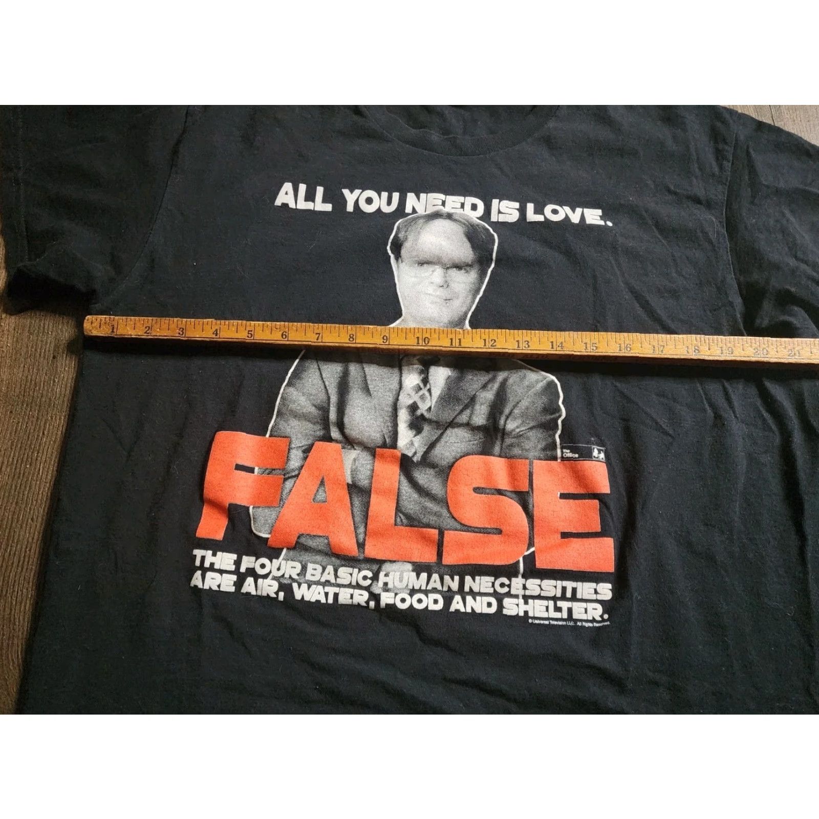 Vintage VINTAGE The Office Mens L T-Shirt Crew Neck Short Sleeve Black Cotton Funny Dwight Schrute You Need Is Love FALSE Size US L / EU 52-54 / 3 - 4 Thumbnail