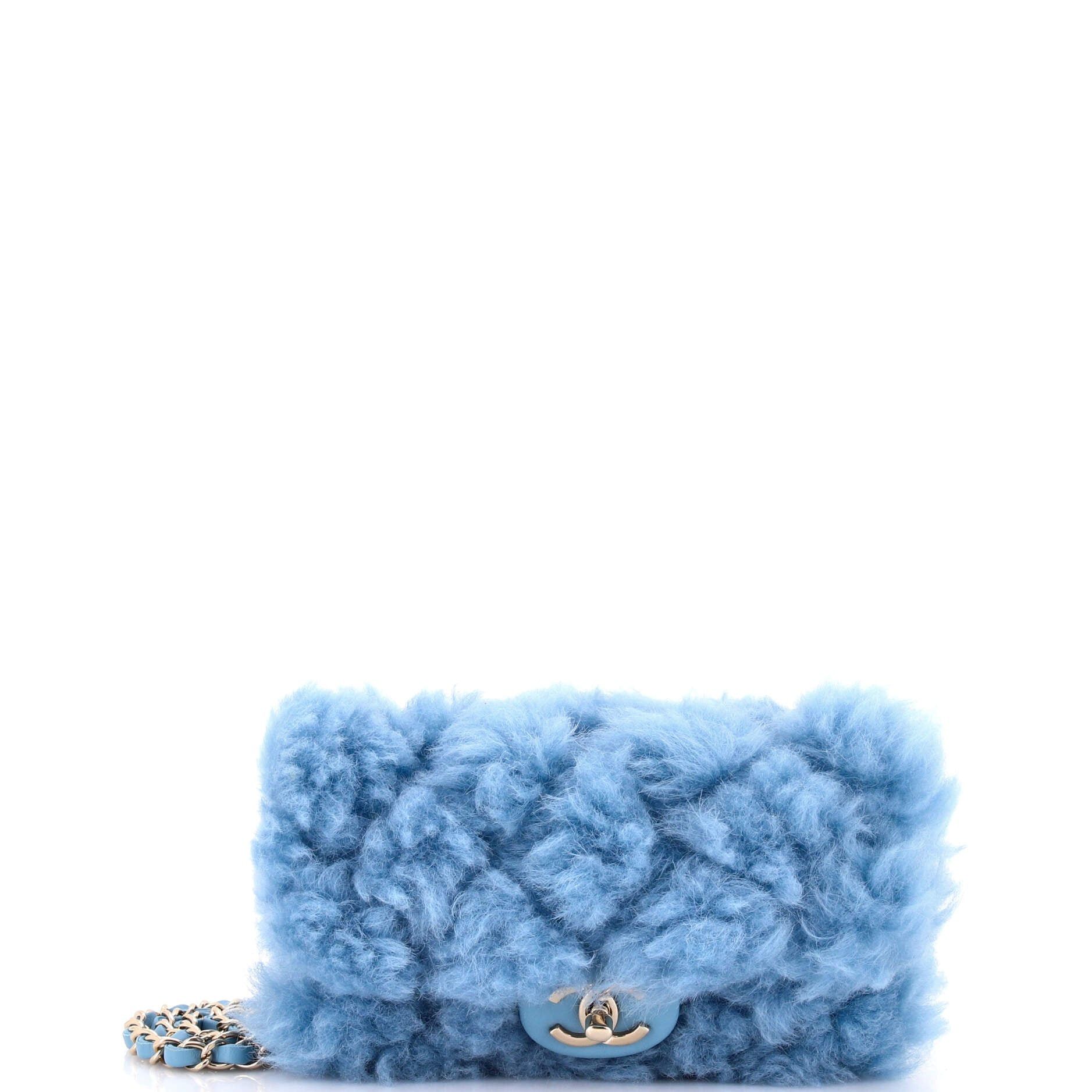 Chanel CC Chain Flap Bag Size ONE SIZE - 1 Thumbnail
