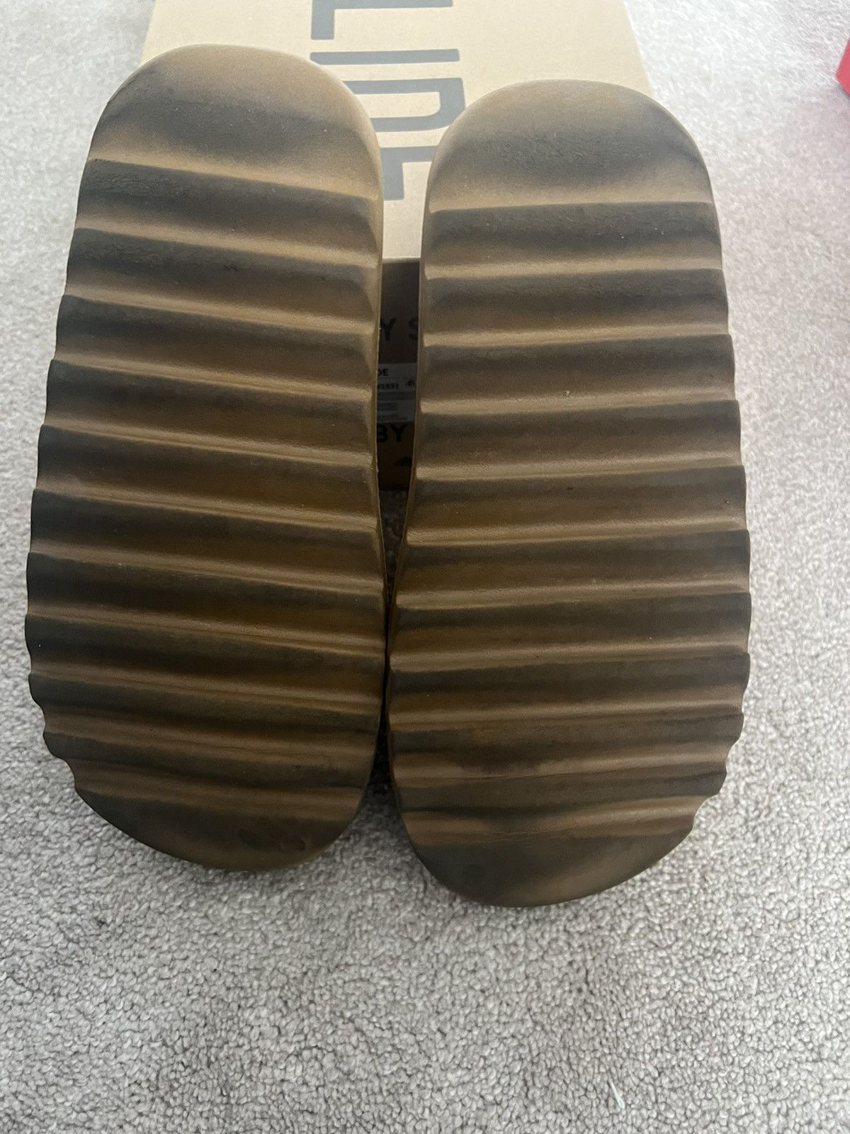 Adidas Adidas yeezy slides ochre Size US 11 / EU 44 - 5 Thumbnail