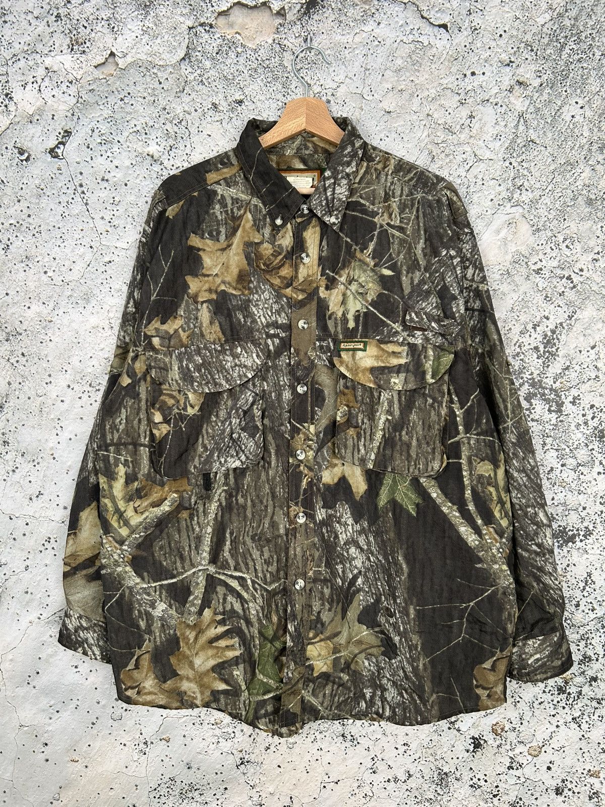 Realtree Vintage Realtree Overshirt Outdoor Streetwear Rap Baggy 90s Size US XL / EU 56 / 4 - 1 Thumbnail