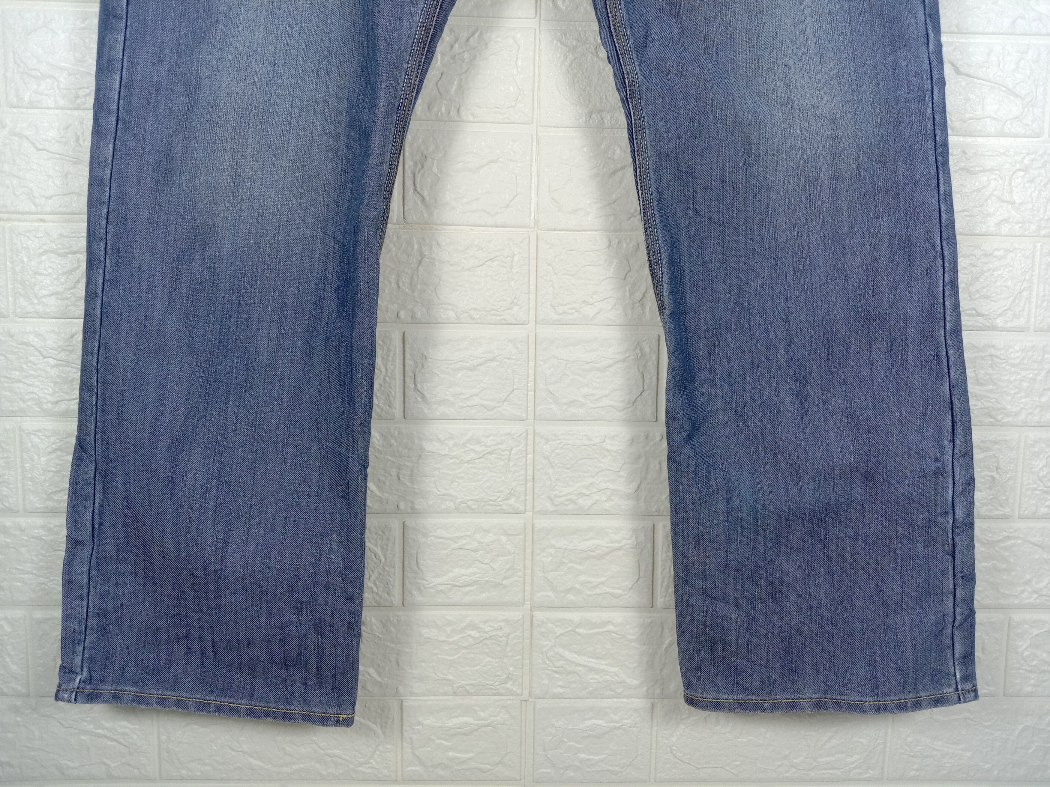 Levi's Vintage Levi's 514 Jeans Straight Fit Blue Wash Denim Size US 36 / EU 52 - 4 Thumbnail
