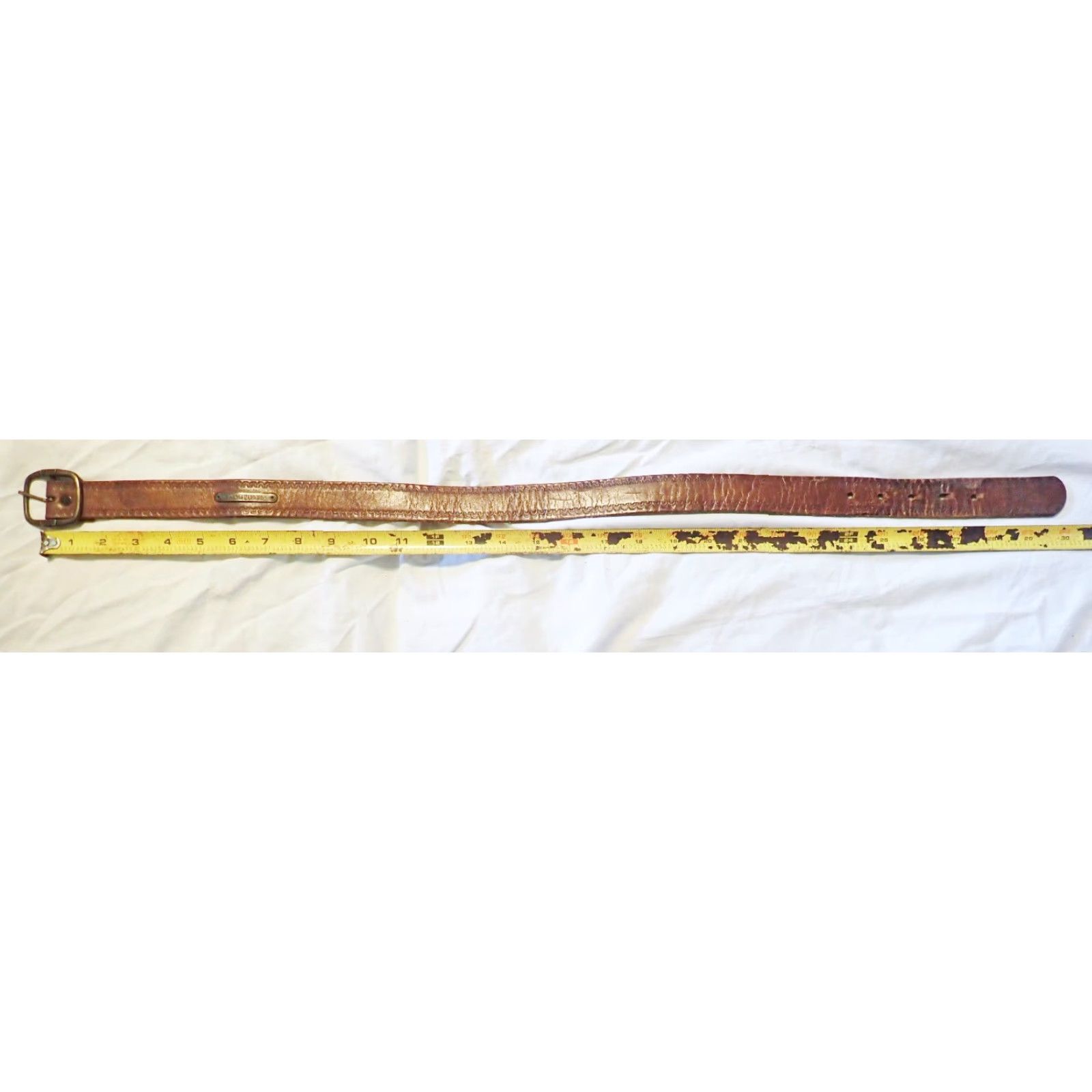 Levi's VINTAGE Levi's Leather Belt Unisex Adults Brown 24-27 Size Range 30" 1 1/8" Wide Cowhide Brass Buckle USA Size ONE SIZE - 4 Thumbnail