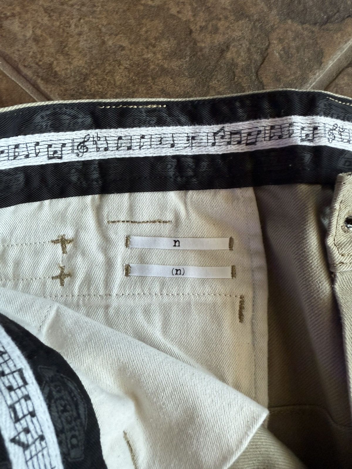 Number (N)ine Number (N)ine Paint Splatter Dickies Size US 32 / EU 48 - 9 Thumbnail