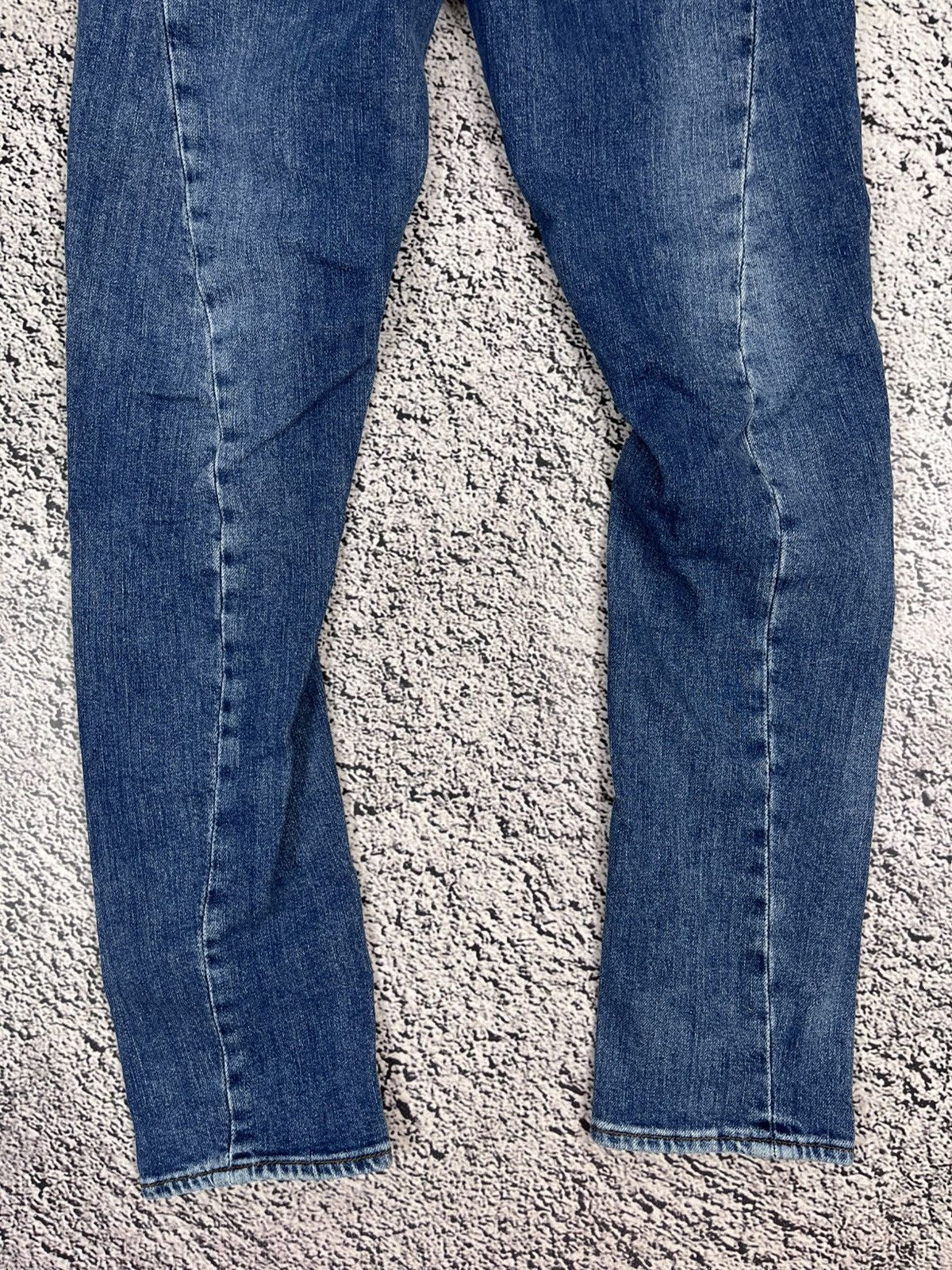 Levi's Vintage Levi's Engineered Vintage Twisted Jeans Size 29 Size US 29 - 2 Thumbnail