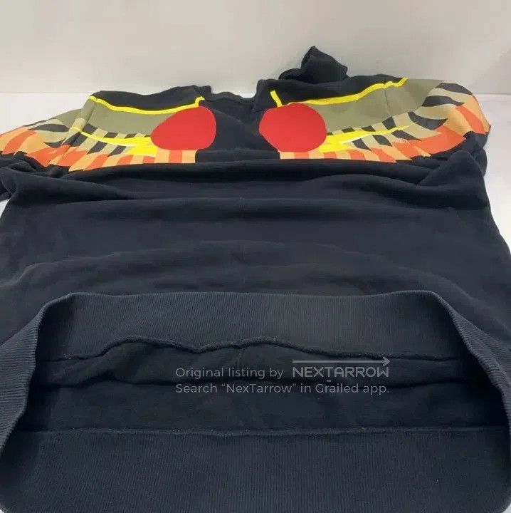 Givenchy Givenchy Wing Print Fashion Sweatshirt. Size US XL / EU 56 / 4 - 8 Thumbnail