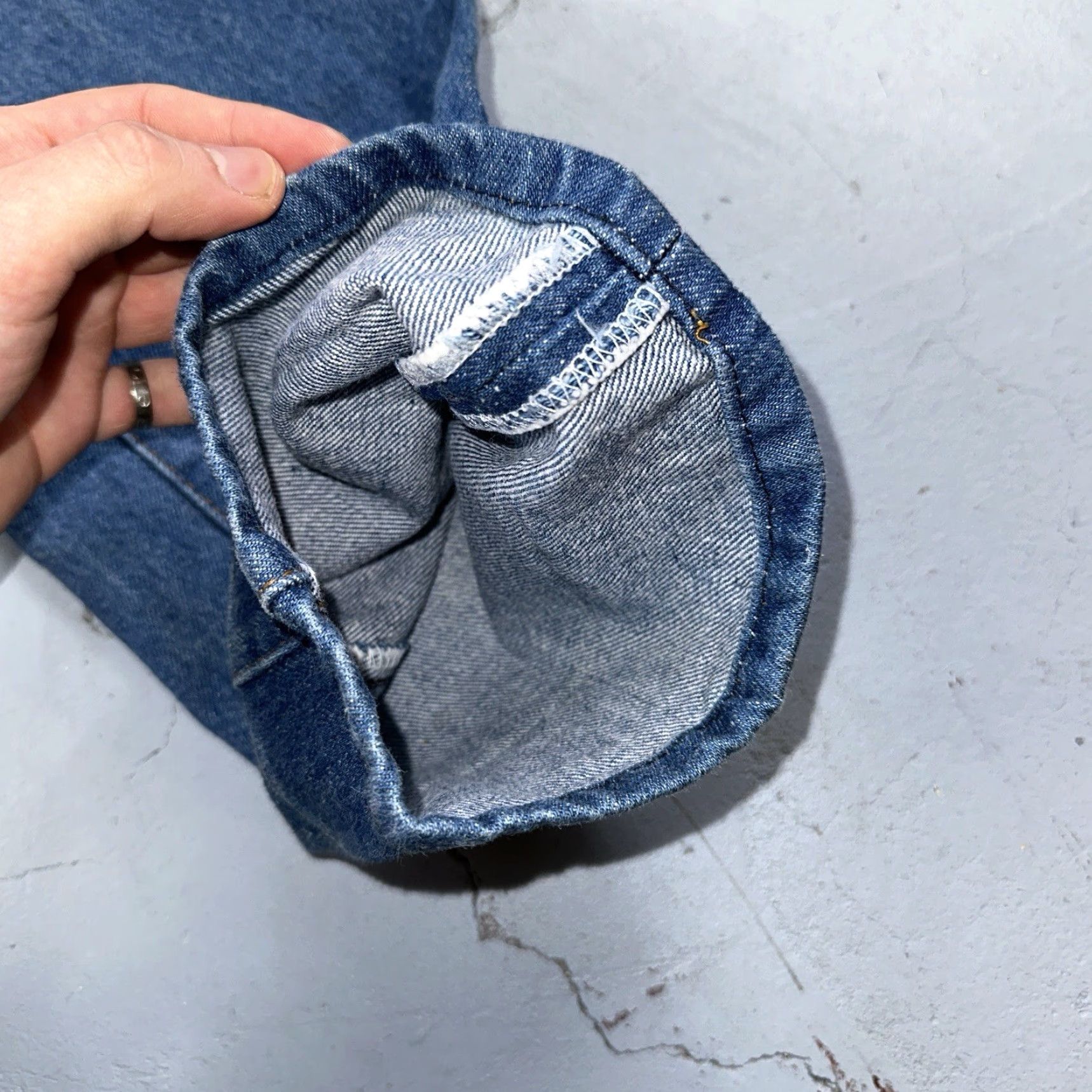 Levi's VINTAGE Levi's 501 Jeans 80s USA Straight Leg Blue Med Wash High Rise 29x32 Mens Size US 29 - 4 Thumbnail