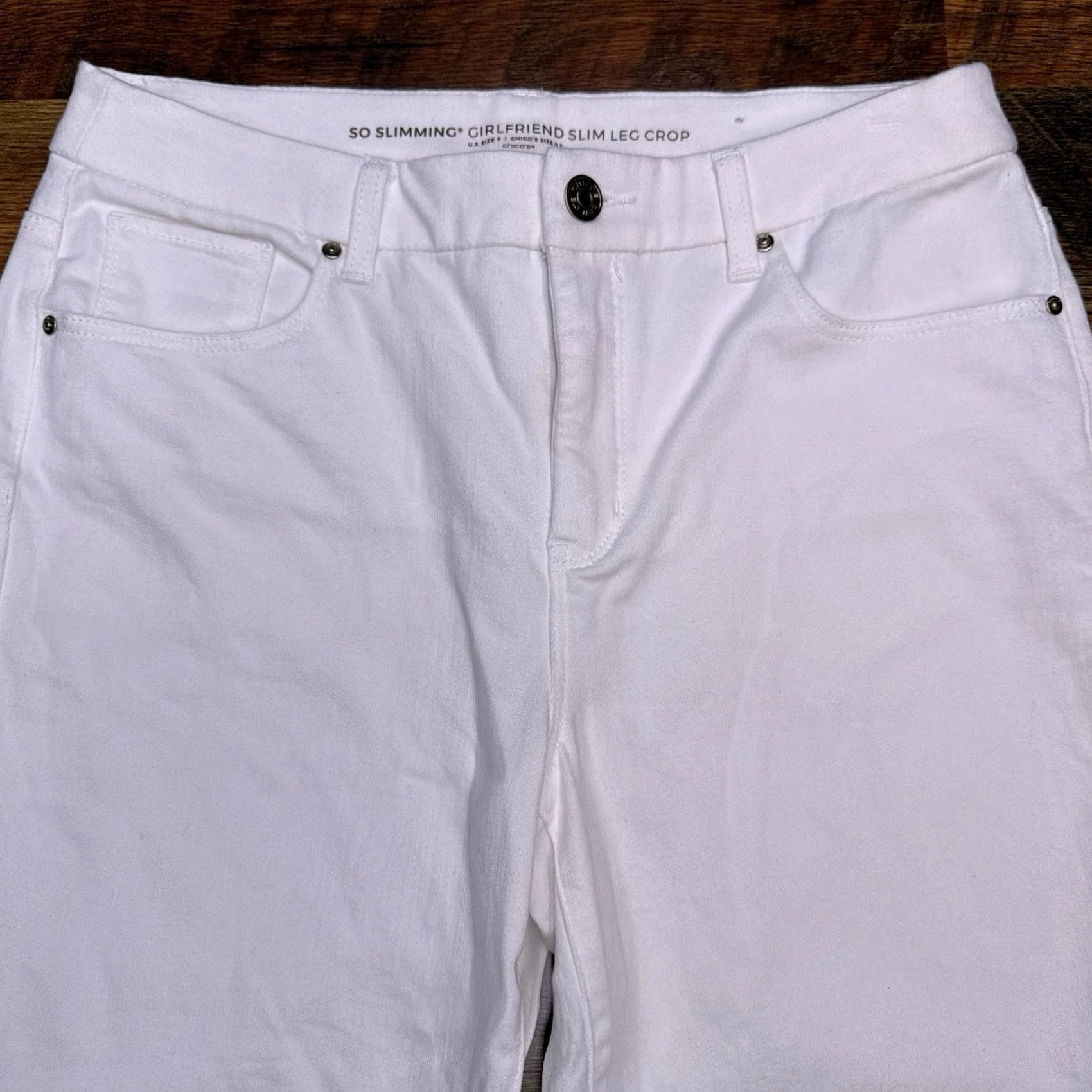 Vintage Chicos Jeans Cropped Slim Leg 0.5 White Floral Embroidered City Womens Regular 29in Inseam 22in Denim Cotton Blend Logo 5-Pocket Size 25" / US 0 / IT 36 - 3 Thumbnail