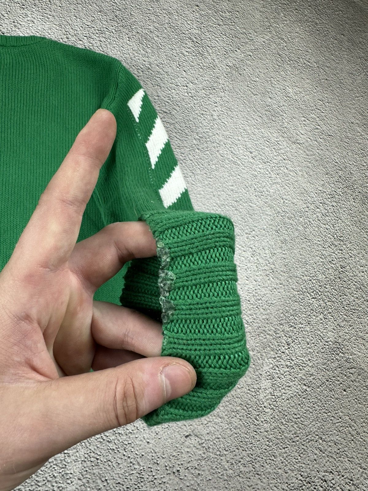 Off-White Off-White Kids Green Helvetica Sweater Y2K Size US XS / EU 42 / 0 - 10 Thumbnail