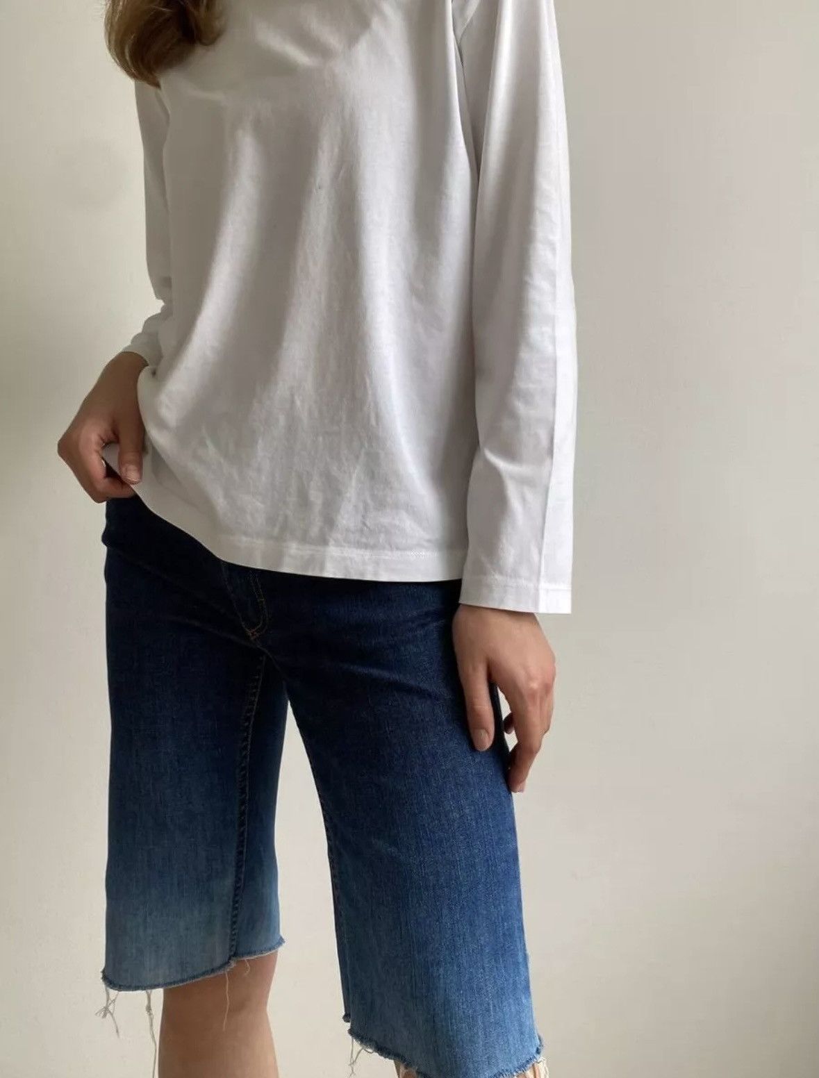 Acne Studios ACNE STUDIOS WOMEN SHORTS FLEX DEGRADE RAW LOW RISE 28/32 Size 28" / US 6 / IT 42 - 9 Thumbnail