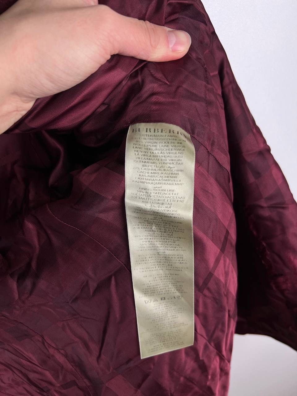 Burberry Burberry Garnet Double Breasted Coat with Black Fur Trim UK6 Size XS / US 0-2 / IT 36-38 - 6 Thumbnail