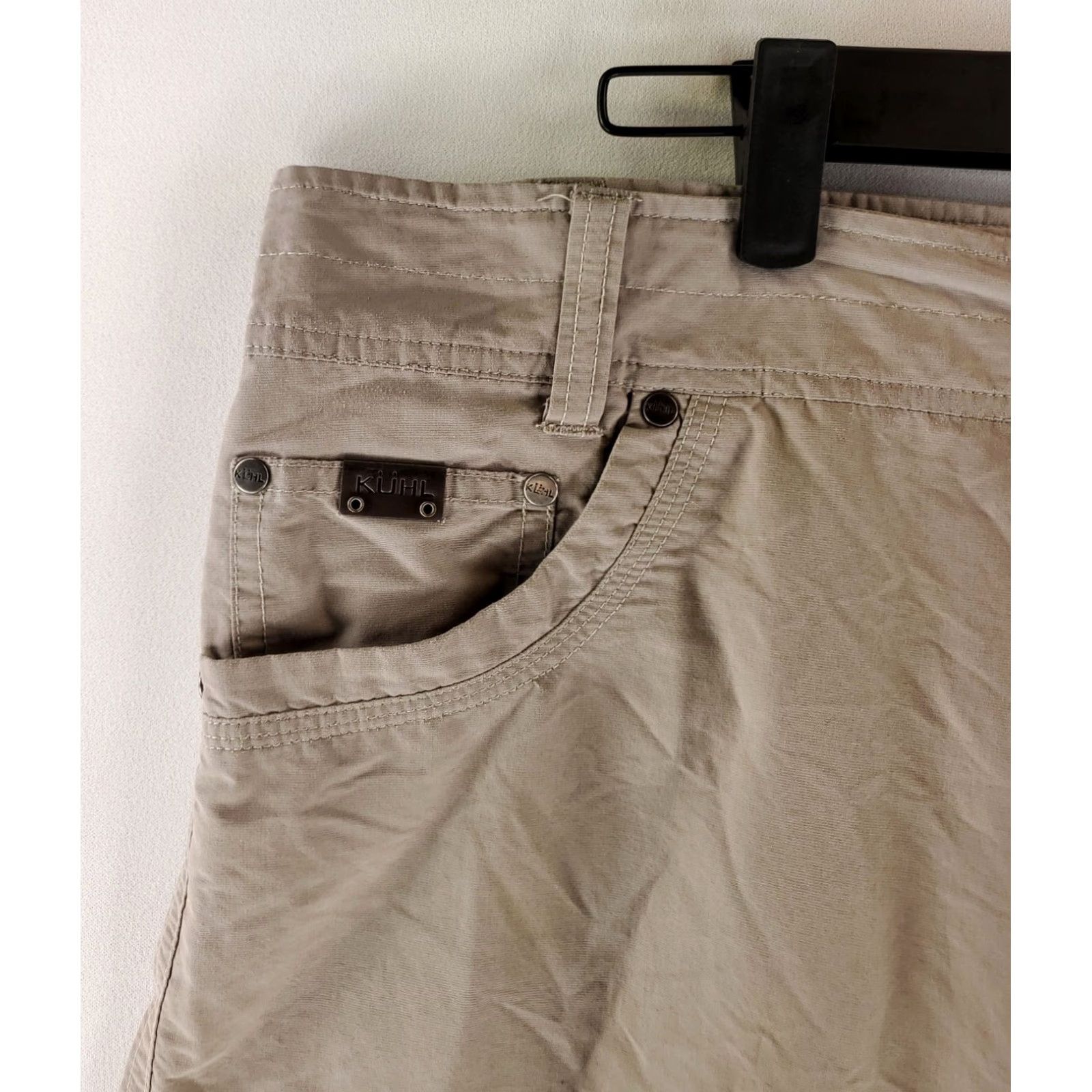 Vintage Kuhl Liberator Convertible Stealth Shorts Tan Mens 38 Chino Brown Regular Men Mens 38 Shorts Size US 38 / EU 54 - 2 Thumbnail