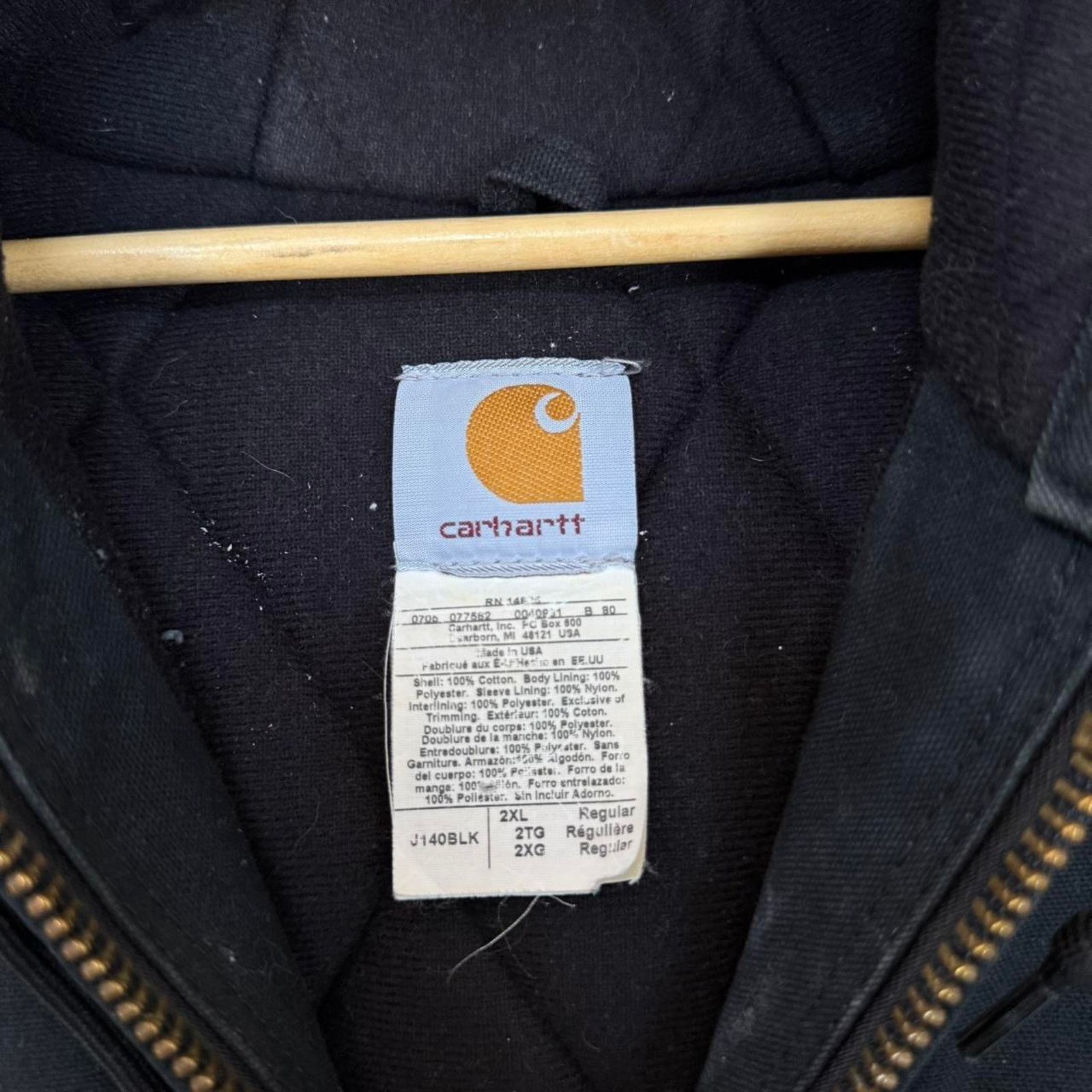 Carhartt Vintage 2005 Carhartt J130 Hooded Jacket Black Great Wear Size US XXL / EU 58 / 5 - 5 Thumbnail