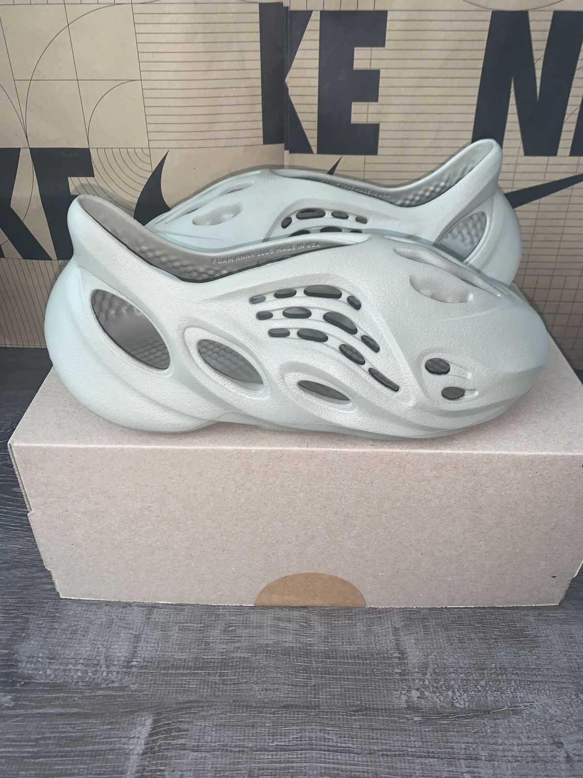 Adidas Yeezy Foamrunner Stone Salt Size 10M Size US 10 / EU 43 - 3 Thumbnail