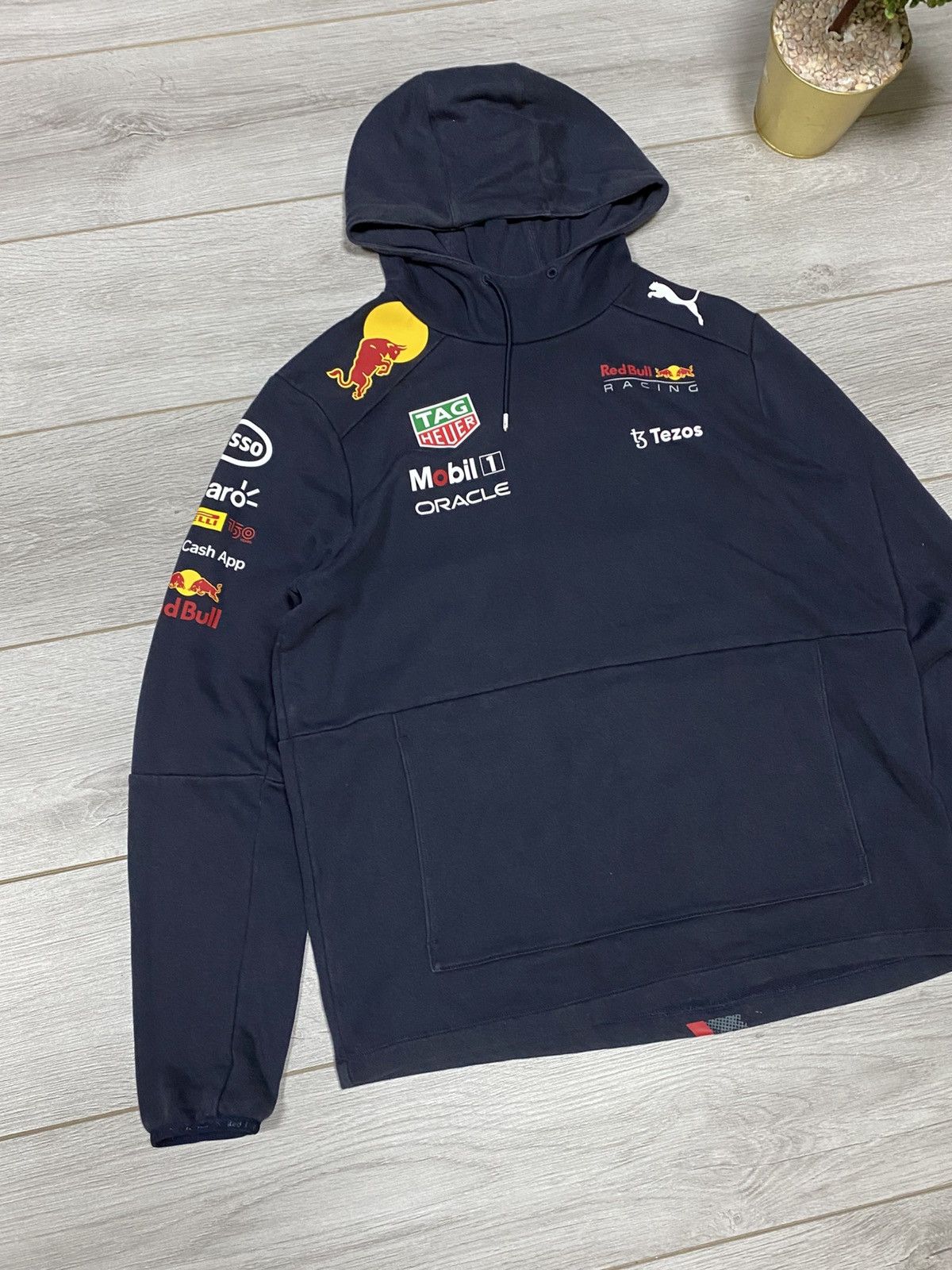 Puma Puma Red Bull vintage big logo zip hoodie Size US L / EU 52-54 / 3 - 3 Thumbnail