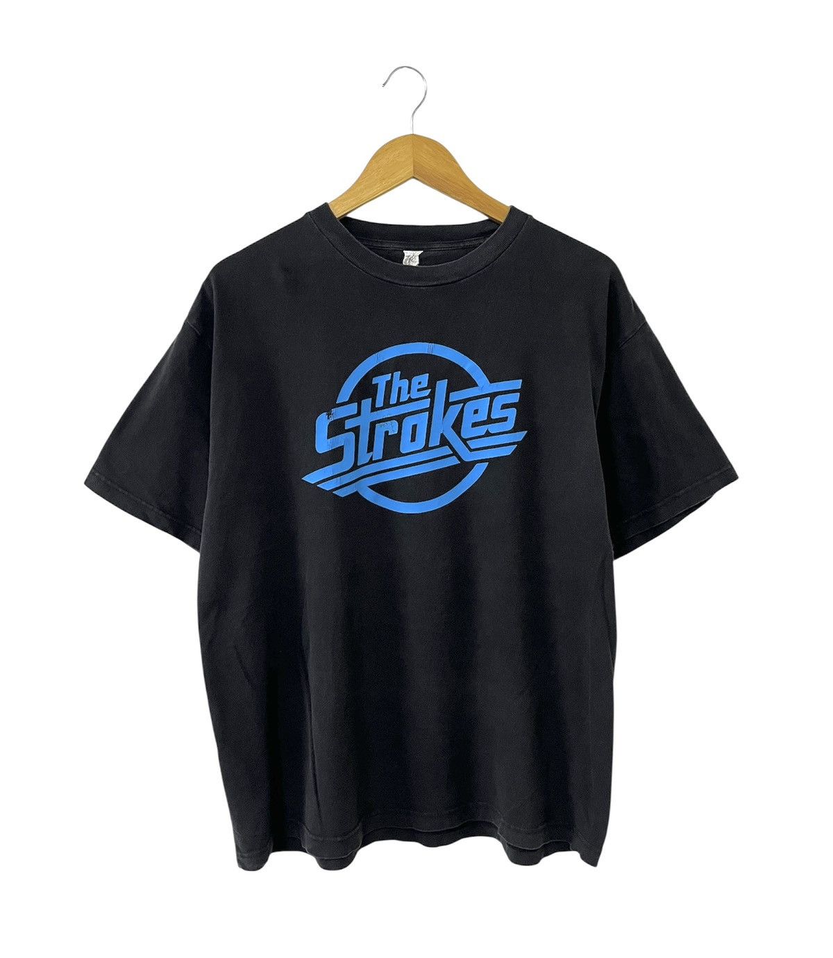 Band Tees VINTAGE 00s THE STROKES OG LOGO INDIE ROCK BAND TSHIRT Size US XL / EU 56 / 4 - 1 Thumbnail